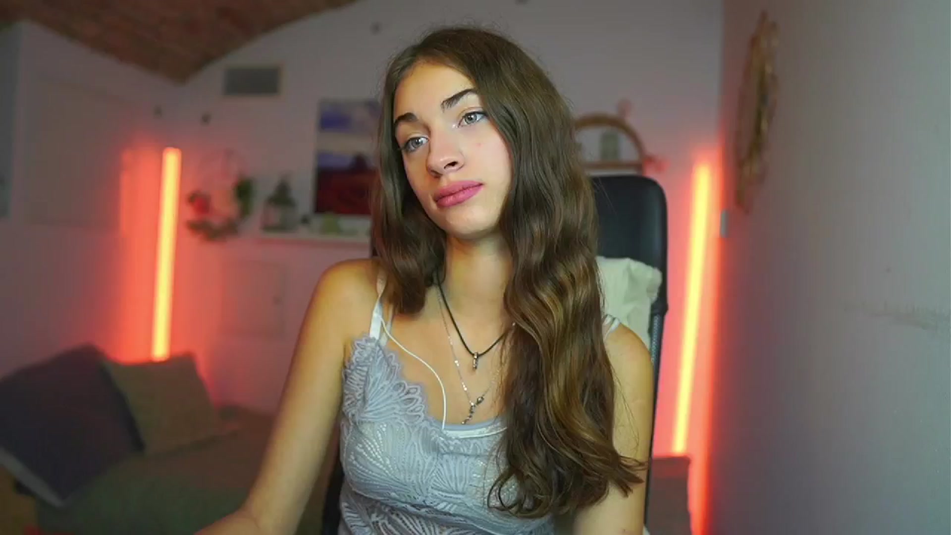 Gallery image thumbnail from Sophie__Grey's myfreecams stream on, 07/27/2025, 17:22 image 20 of 20