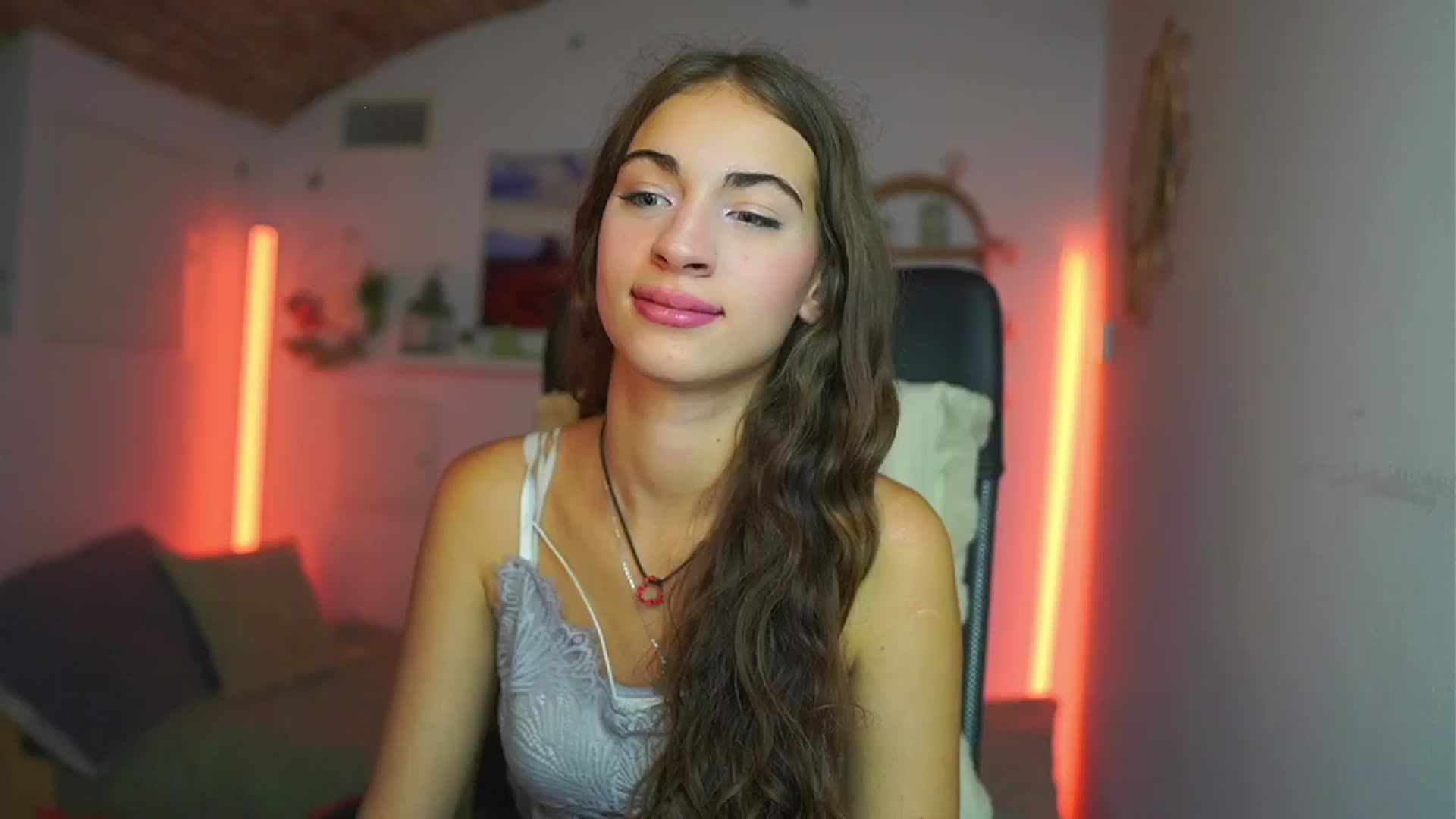 Gallery image thumbnail from Sophie__Grey's myfreecams stream on, 07/27/2025, 17:22 image 1 of 20