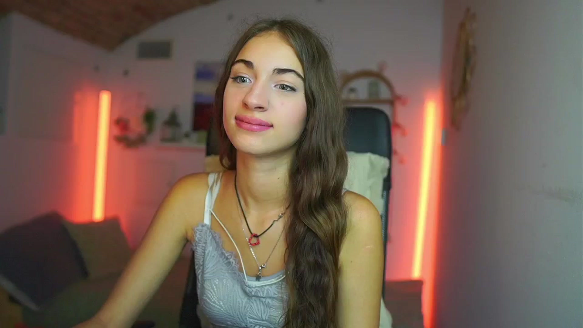 Gallery image thumbnail from Sophie__Grey's myfreecams stream on, 07/27/2025, 17:22 image 3 of 20