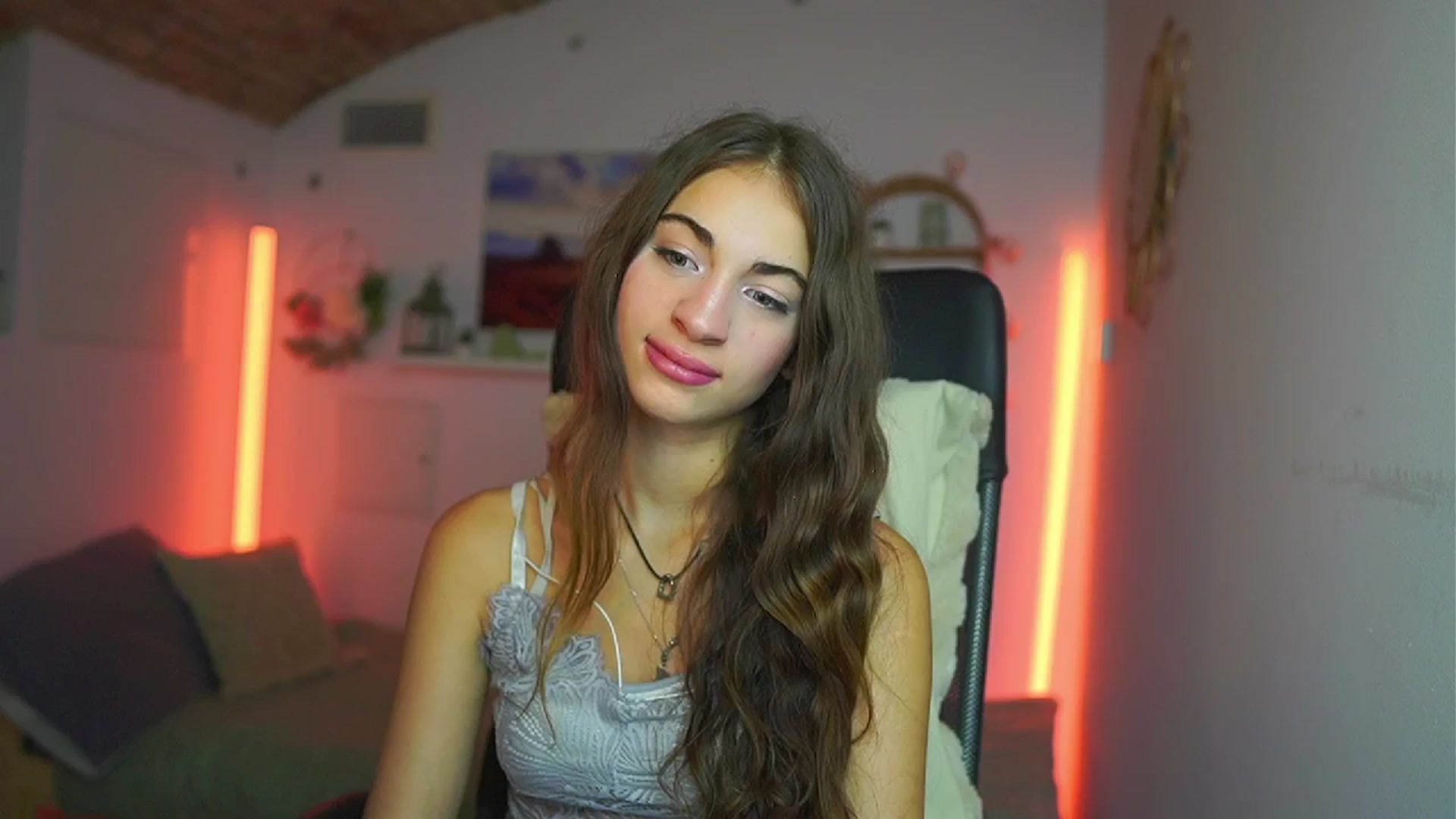 Gallery image thumbnail from Sophie__Grey's myfreecams stream on, 07/27/2025, 17:22 image 12 of 20