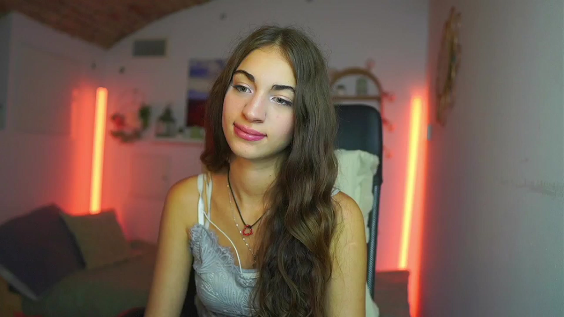 Gallery image thumbnail from Sophie__Grey's myfreecams stream on, 07/27/2025, 17:22 image 15 of 20