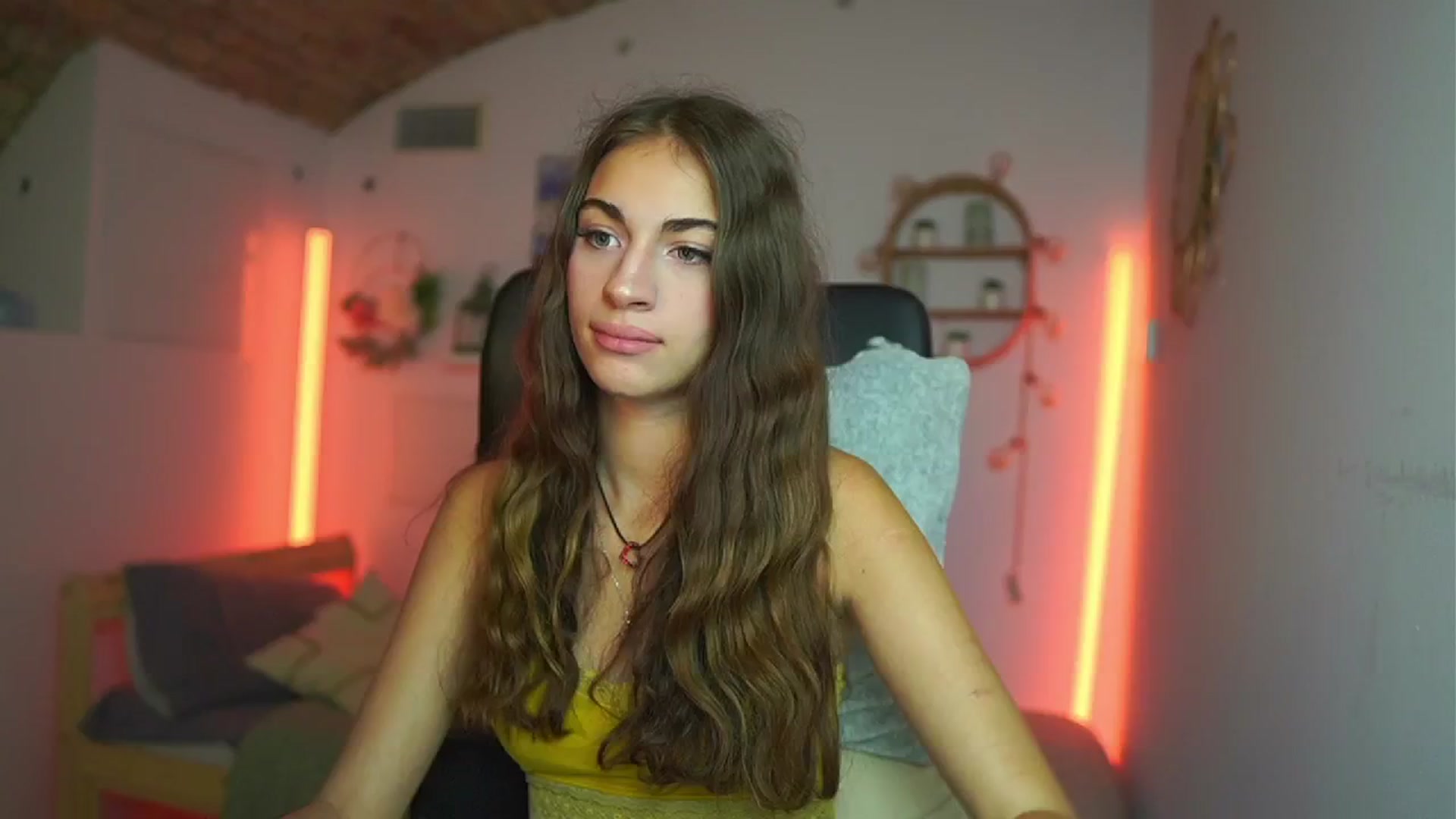 Gallery image thumbnail from Sophie__Grey's myfreecams stream on, 08/01/2025, 16:34 image 1 of 20