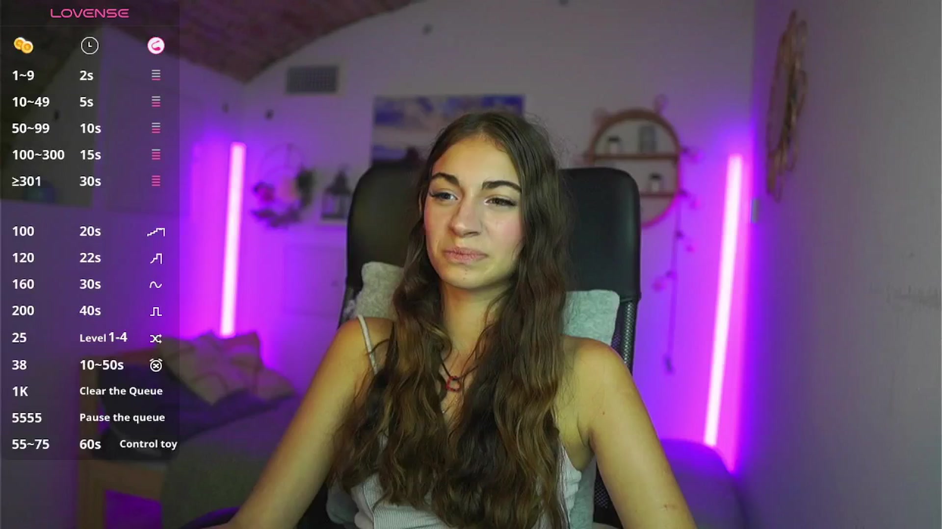 Gallery image thumbnail from Sophie__Grey's myfreecams stream on, 08/03/2025, 17:33 image 16 of 20