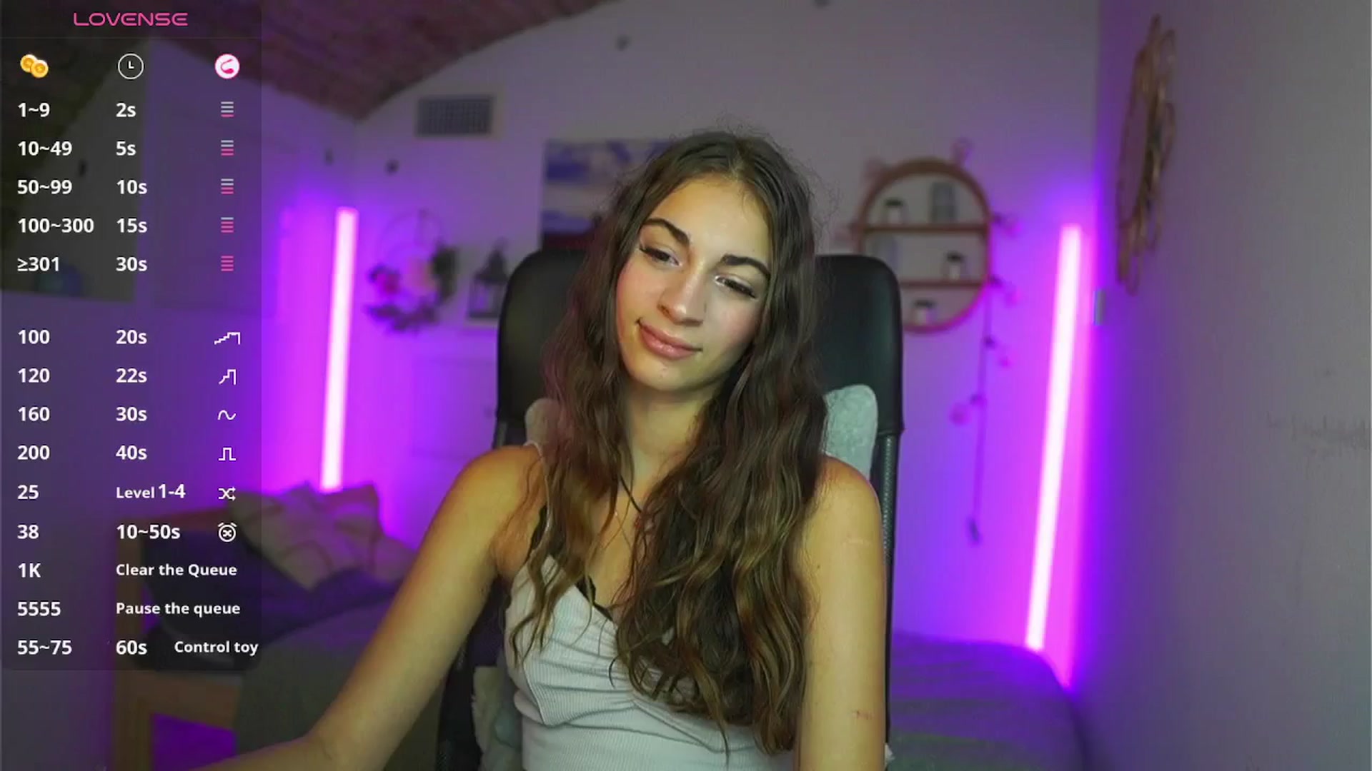Gallery image thumbnail from Sophie__Grey's myfreecams stream on, 08/03/2025, 18:11 image 14 of 20