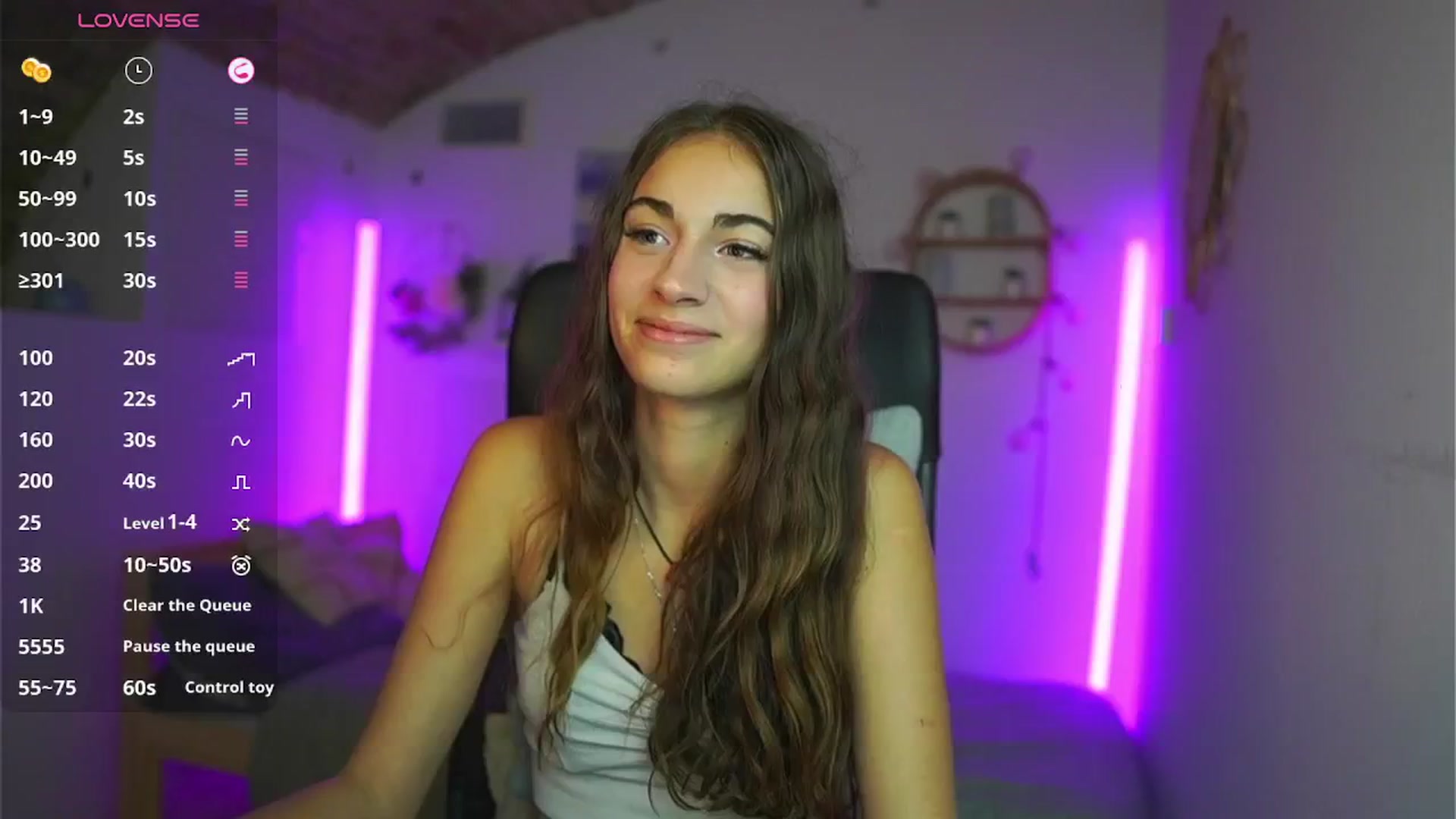 Gallery image thumbnail from Sophie__Grey's myfreecams stream on, 08/03/2025, 18:11 image 2 of 20