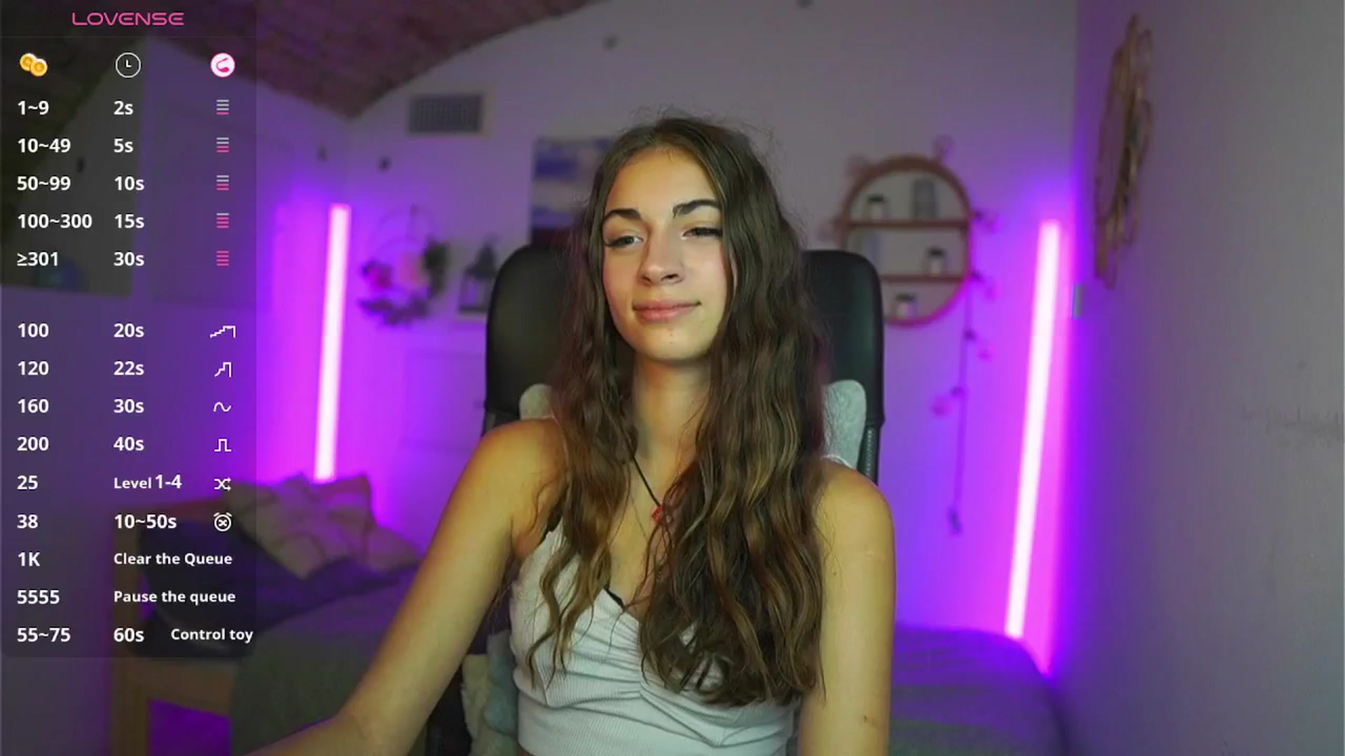 Gallery image thumbnail from Sophie__Grey's myfreecams stream on, 08/03/2025, 18:11 image 7 of 20