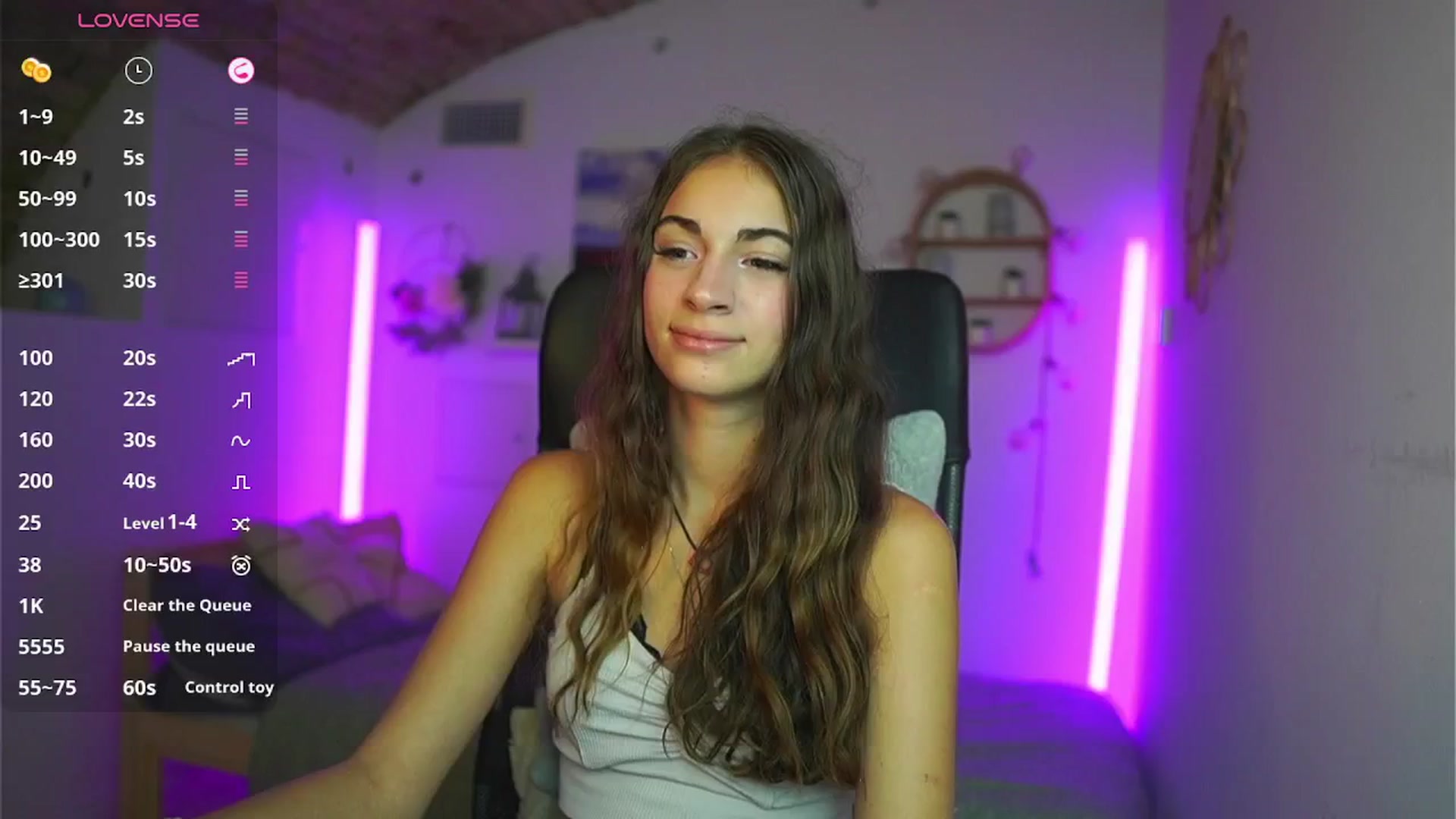 Gallery image thumbnail from Sophie__Grey's myfreecams stream on, 08/03/2025, 18:11 image 11 of 20
