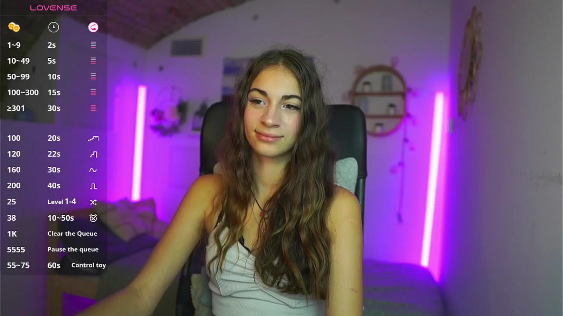 Gallery image thumbnail from Sophie__Grey's myfreecams stream on, 08/03/2025, 18:11 image 8 of 20