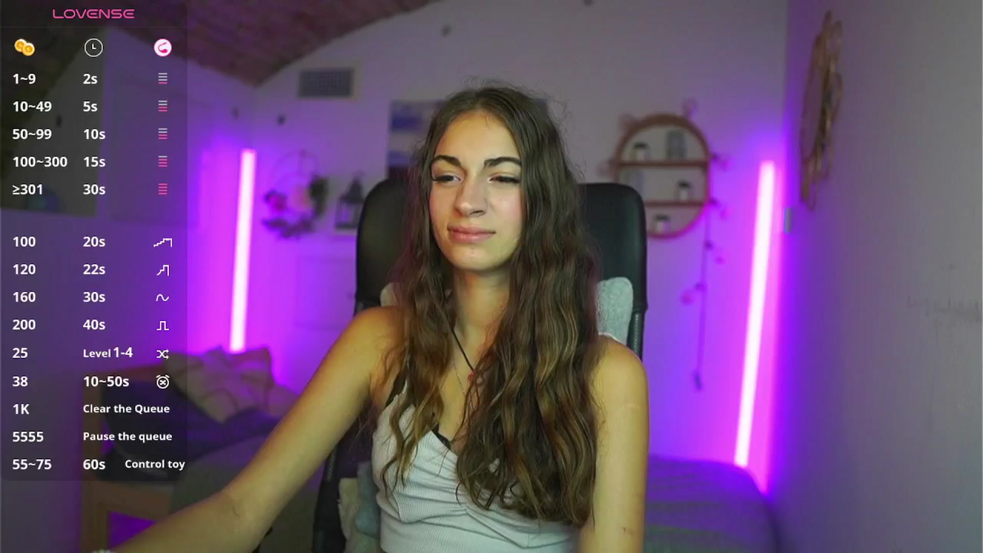 Gallery image thumbnail from Sophie__Grey's myfreecams stream on, 08/03/2025, 18:11 image 17 of 20