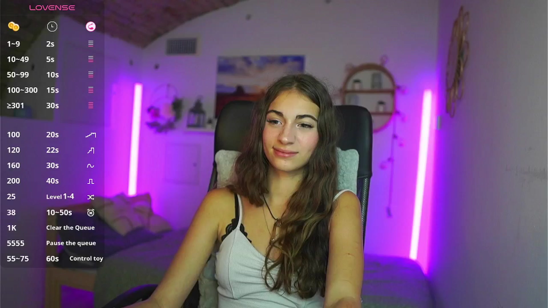 Gallery image thumbnail from Sophie__Grey's myfreecams stream on, 08/03/2025, 21:04 image 8 of 20