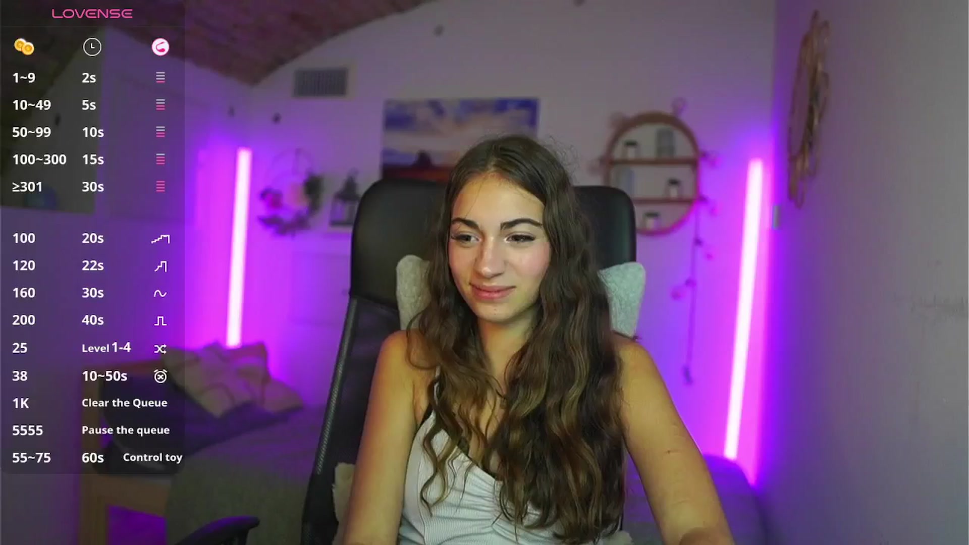 Gallery image thumbnail from Sophie__Grey's myfreecams stream on, 08/03/2025, 21:04 image 3 of 20