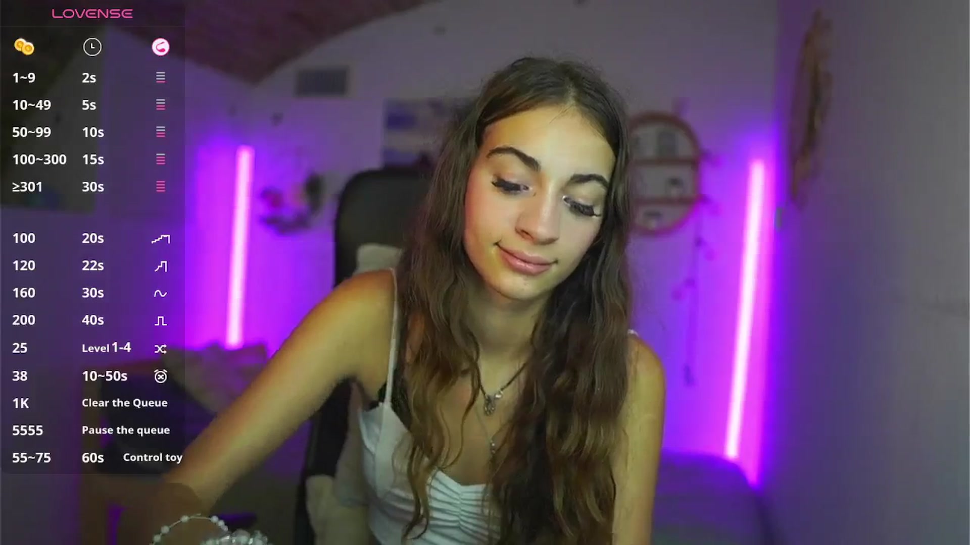 Gallery image thumbnail from Sophie__Grey's myfreecams stream on, 08/03/2025, 21:04 image 19 of 20