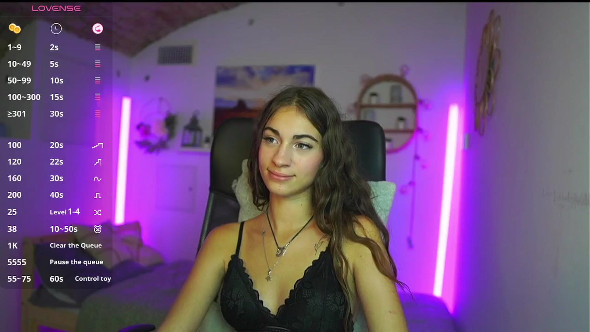 Gallery image thumbnail from Sophie__Grey's myfreecams stream on, 08/03/2025, 23:04 image 19 of 20