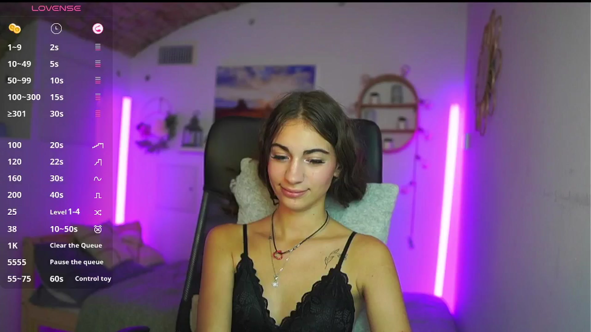 Gallery image thumbnail from Sophie__Grey's myfreecams stream on, 08/03/2025, 23:04 image 17 of 20