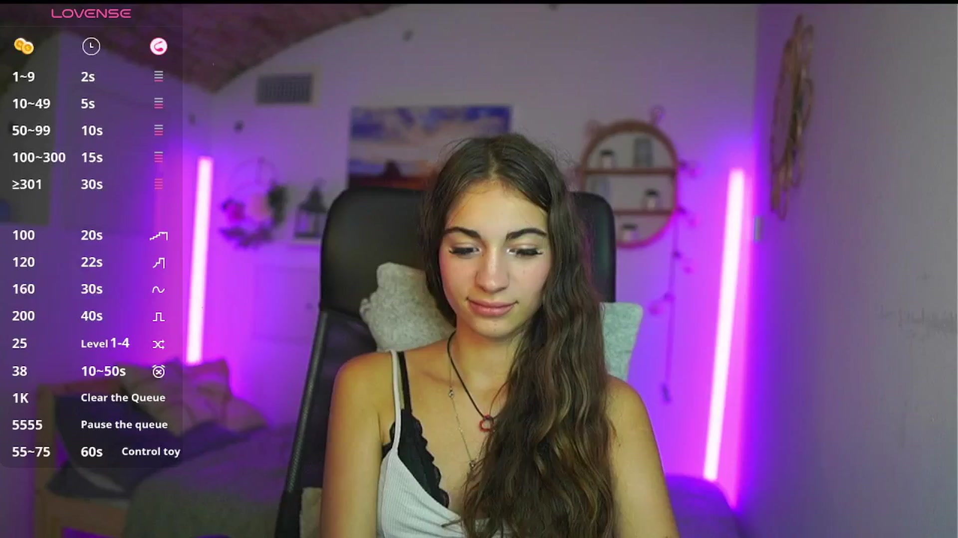 Gallery image thumbnail from Sophie__Grey's myfreecams stream on, 08/03/2025, 23:04 image 13 of 20