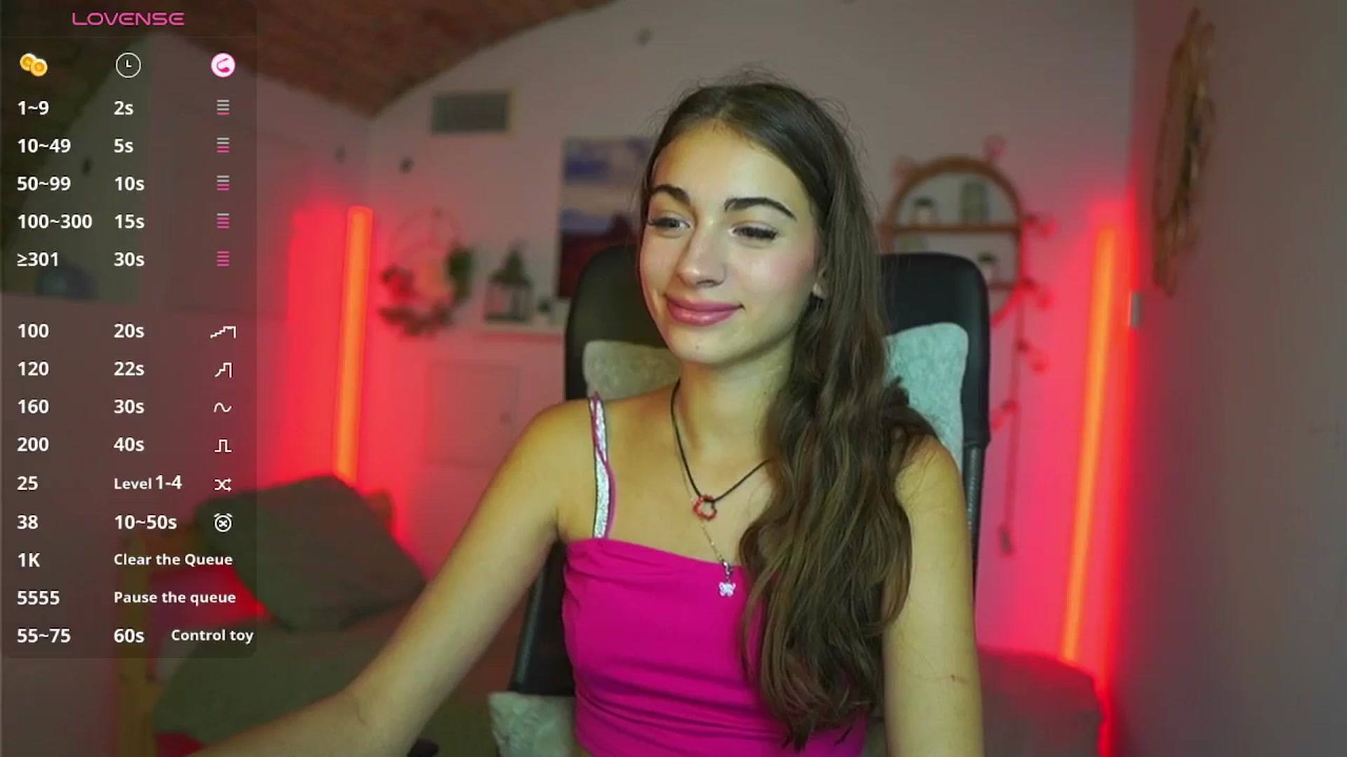 Gallery image thumbnail from Sophie__Grey's myfreecams stream on, 08/06/2025, 14:20 image 15 of 20