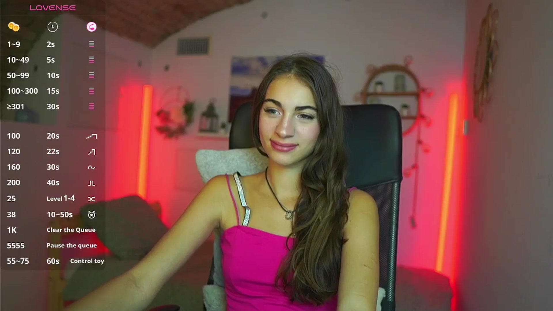 Gallery image thumbnail from Sophie__Grey's myfreecams stream on, 08/06/2025, 15:08 image 7 of 20