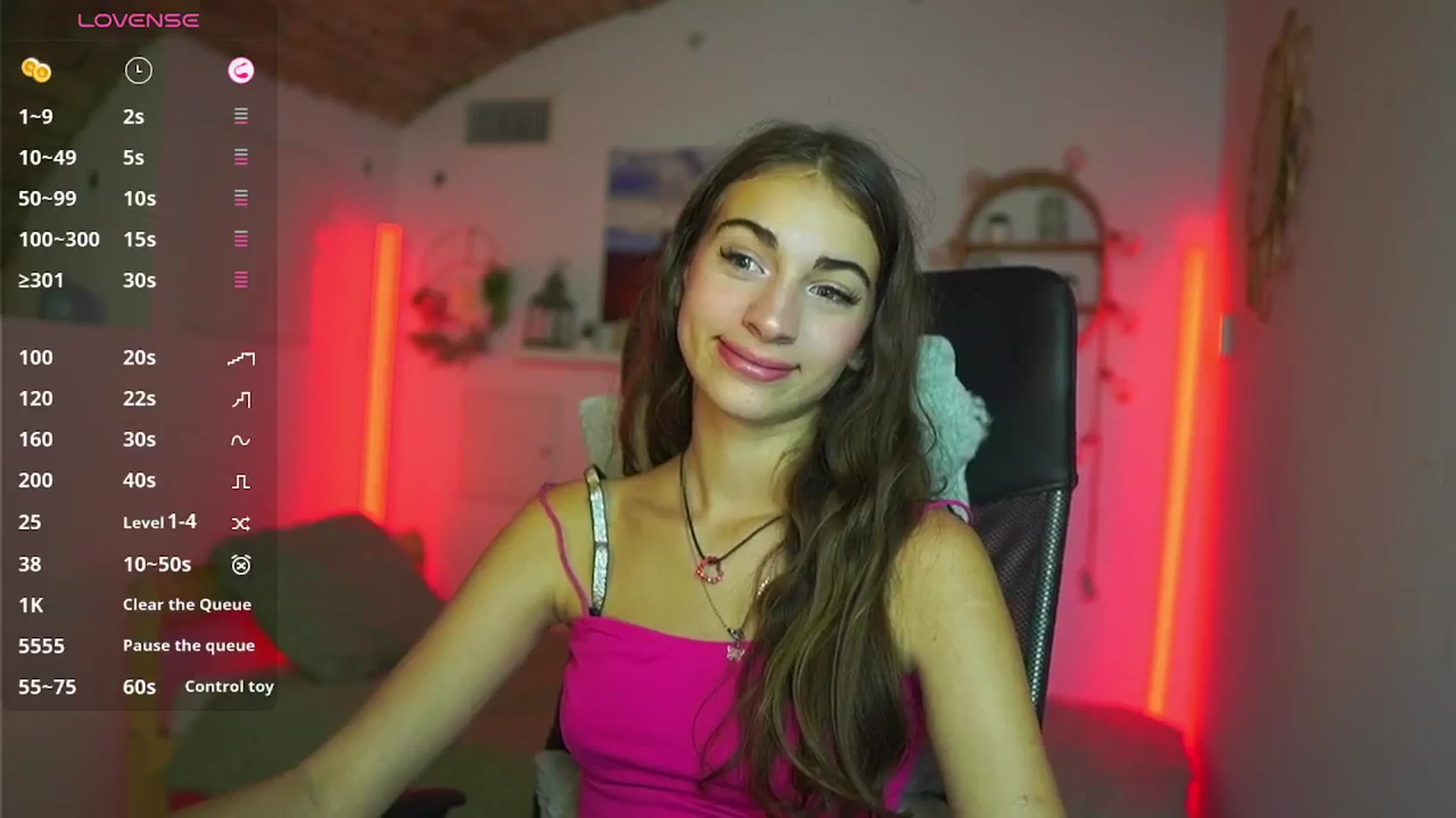 Gallery image thumbnail from Sophie__Grey's myfreecams stream on, 08/06/2025, 15:08 image 16 of 20
