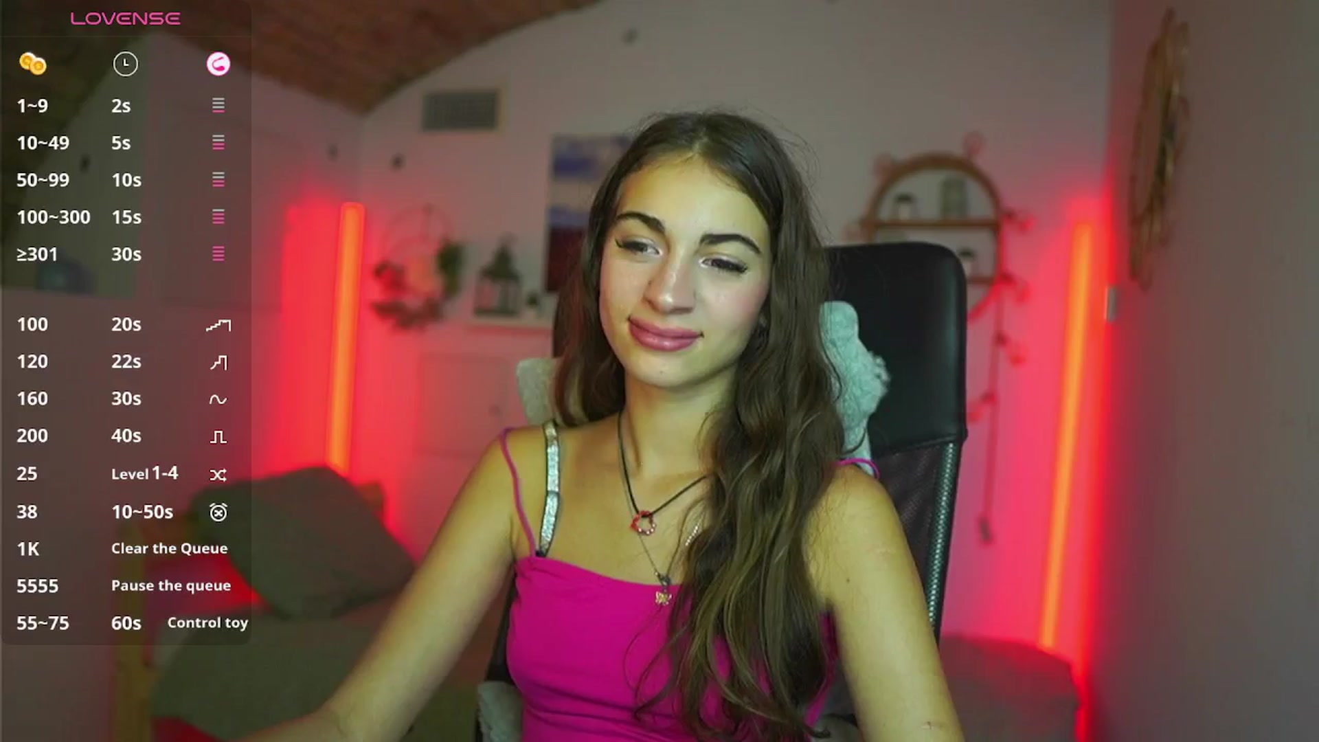Gallery image thumbnail from Sophie__Grey's myfreecams stream on, 08/06/2025, 15:08 image 17 of 20