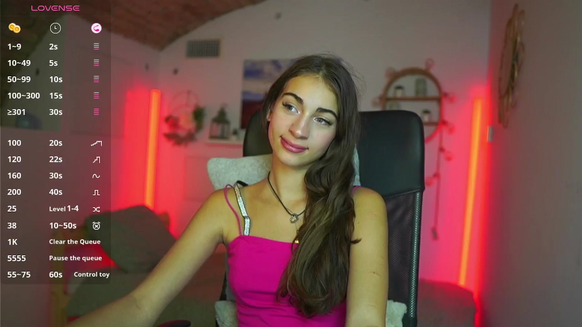 Gallery image thumbnail from Sophie__Grey's myfreecams stream on, 08/06/2025, 15:08 image 4 of 20
