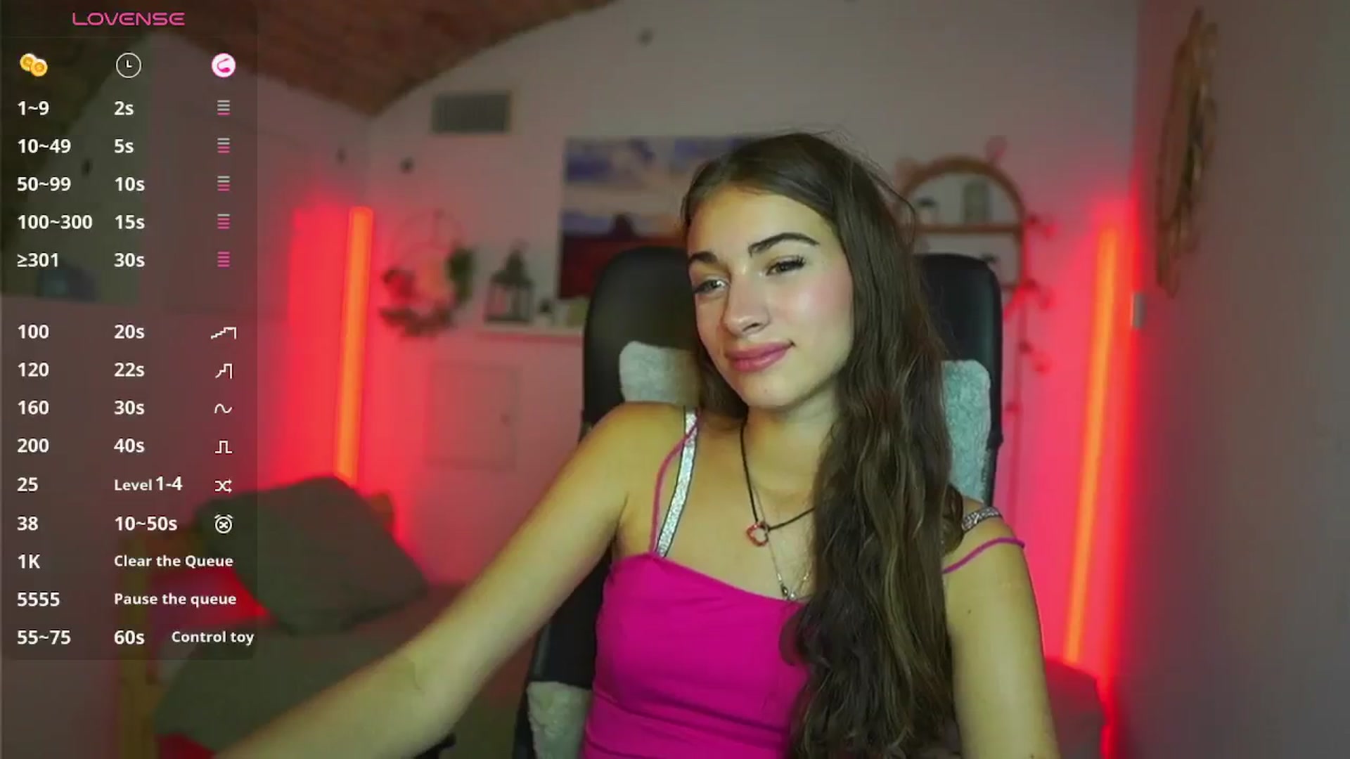 Gallery image thumbnail from Sophie__Grey's myfreecams stream on, 08/06/2025, 15:08 image 13 of 20