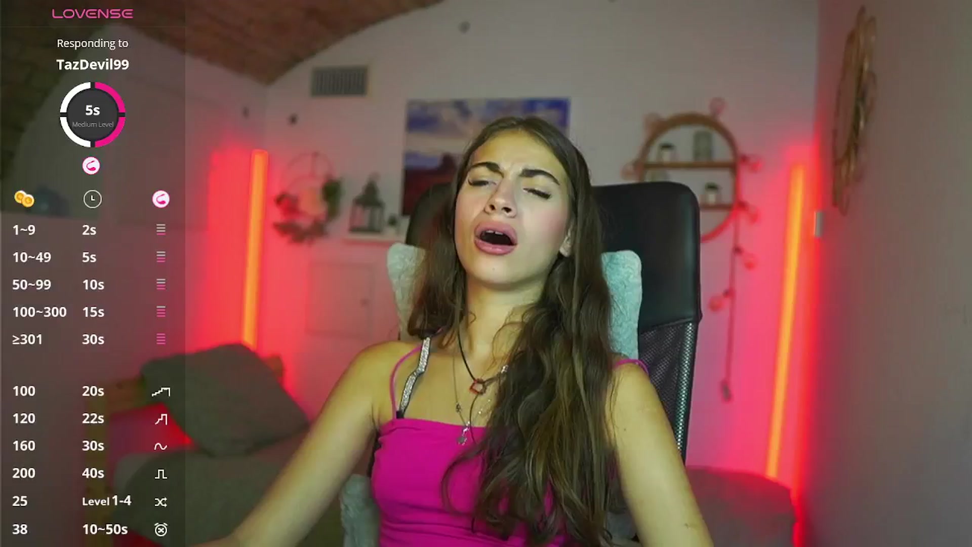 Gallery image thumbnail from Sophie__Grey's myfreecams stream on, 08/06/2025, 15:44 image 11 of 20