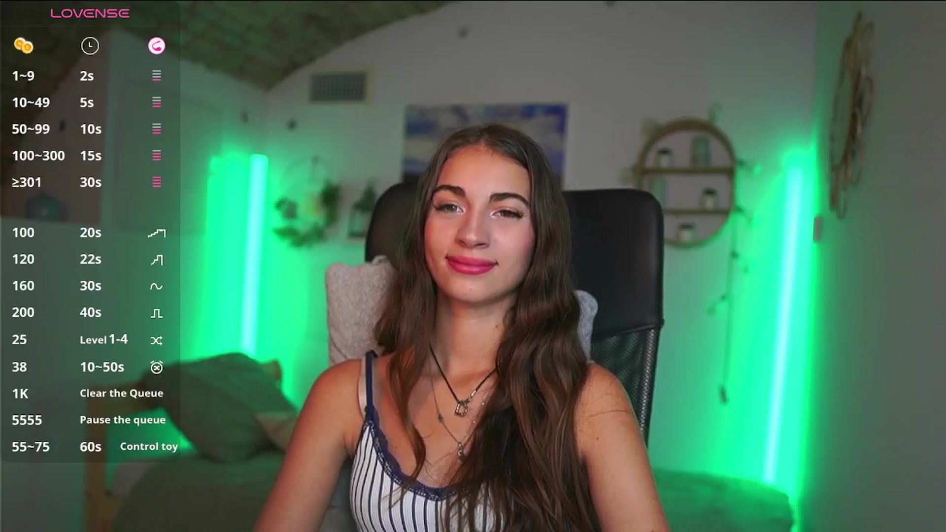 Gallery image thumbnail from Sophie__Grey's myfreecams stream on, 08/07/2025, 14:33 image 15 of 20
