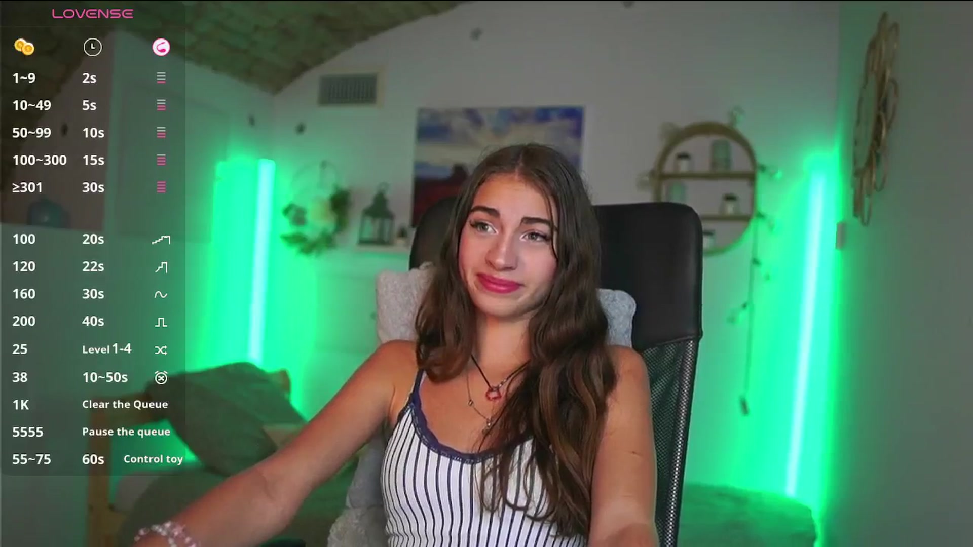 Gallery image thumbnail from Sophie__Grey's myfreecams stream on, 08/07/2025, 14:33 image 11 of 20