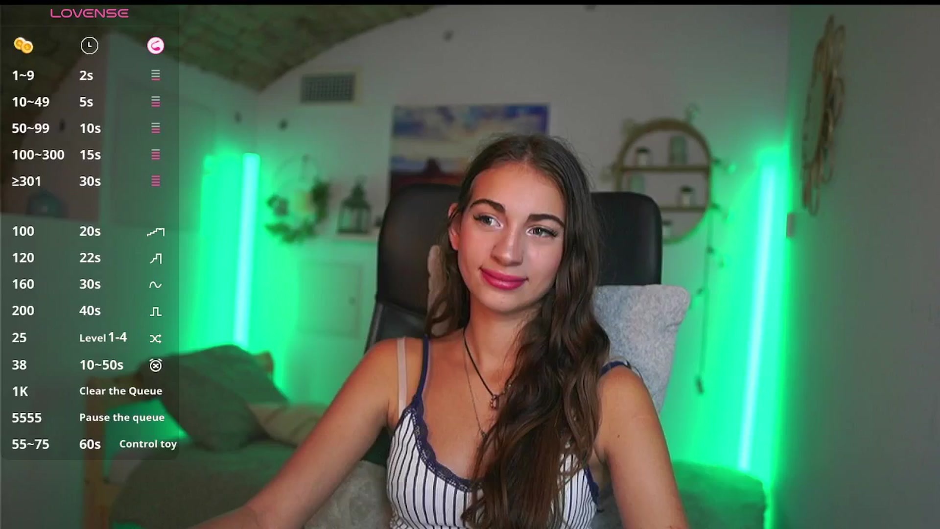 Gallery image thumbnail from Sophie__Grey's myfreecams stream on, 08/07/2025, 15:05 image 6 of 20
