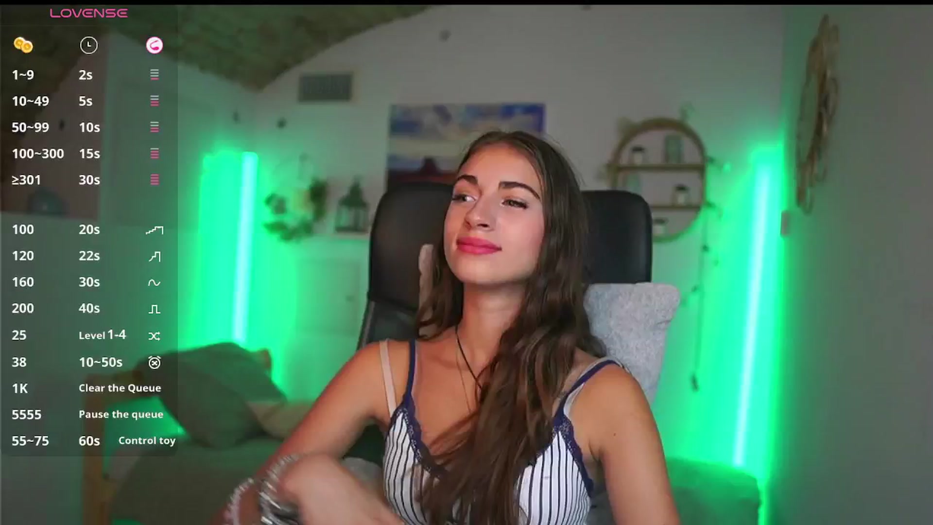 Gallery image thumbnail from Sophie__Grey's myfreecams stream on, 08/07/2025, 15:05 image 5 of 20