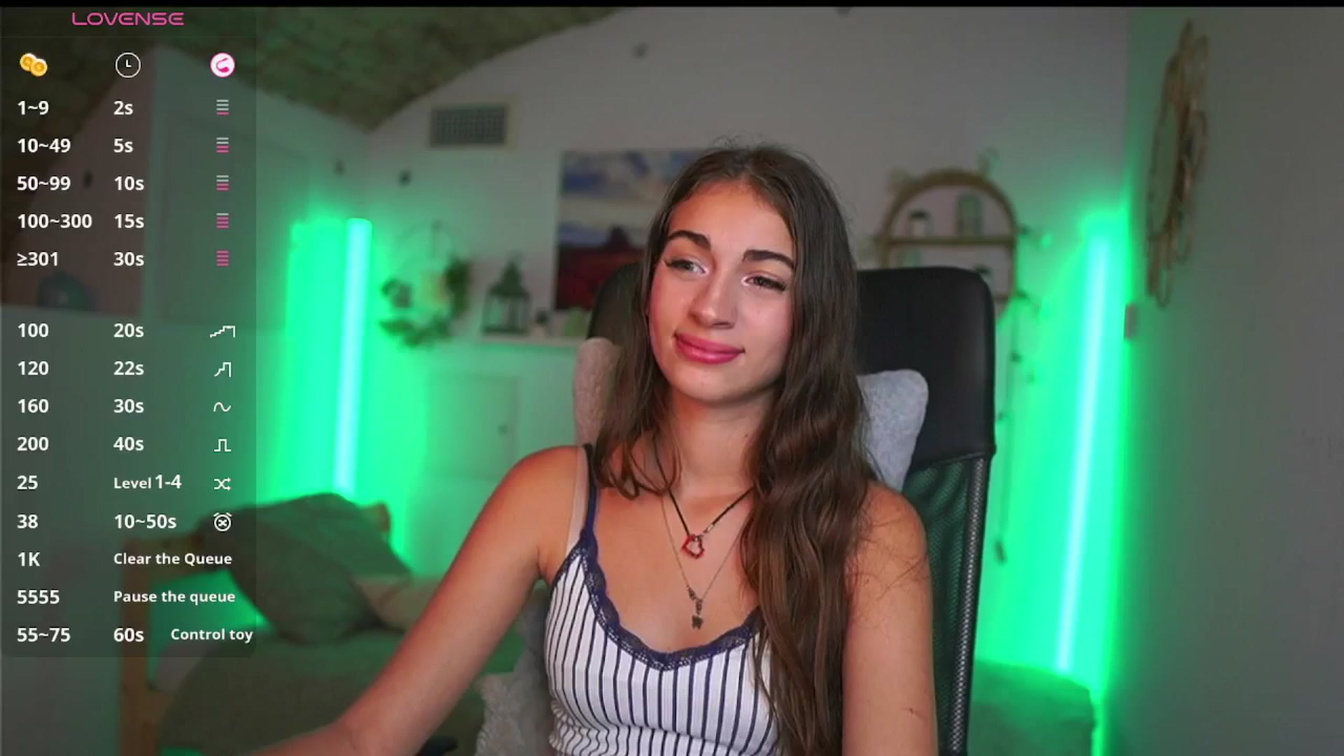 Gallery image thumbnail from Sophie__Grey's myfreecams stream on, 08/07/2025, 16:52 image 14 of 20