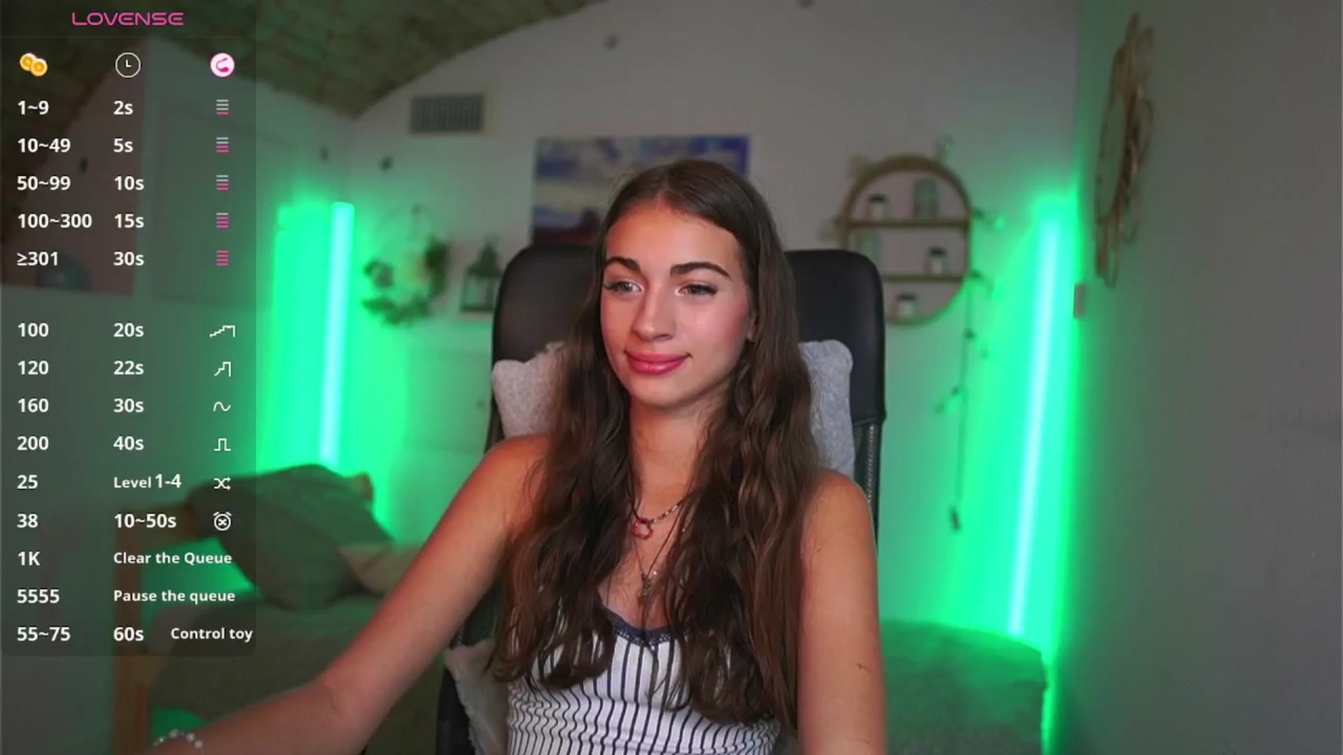 Gallery image thumbnail from Sophie__Grey's myfreecams stream on, 08/07/2025, 17:51 image 9 of 20