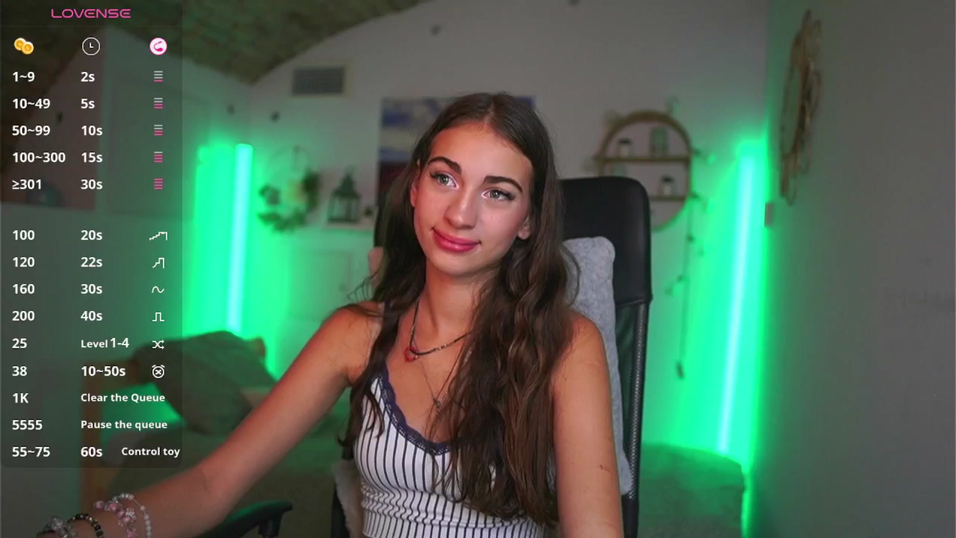 Gallery image thumbnail from Sophie__Grey's myfreecams stream on, 08/07/2025, 17:51 image 15 of 20