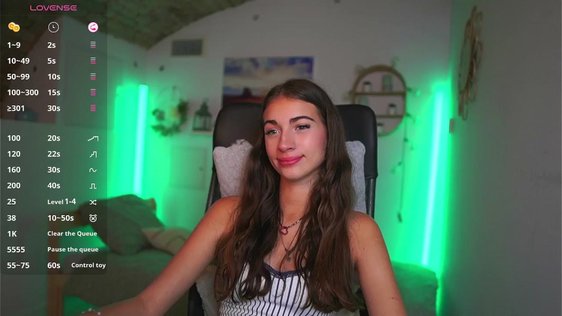 Gallery image thumbnail from Sophie__Grey's myfreecams stream on, 08/07/2025, 17:51 image 4 of 20