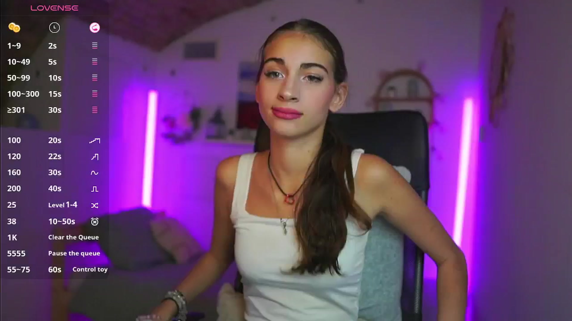 Gallery image thumbnail from Sophie__Grey's myfreecams stream on, 08/08/2025, 14:00 image 3 of 20