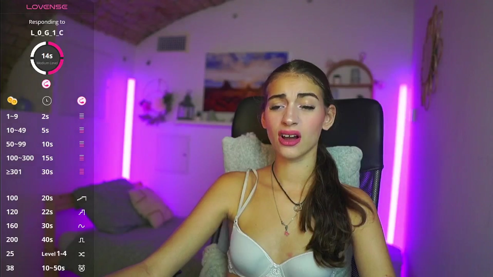 Gallery image thumbnail from Sophie__Grey's myfreecams stream on, 08/08/2025, 14:00 image 17 of 20