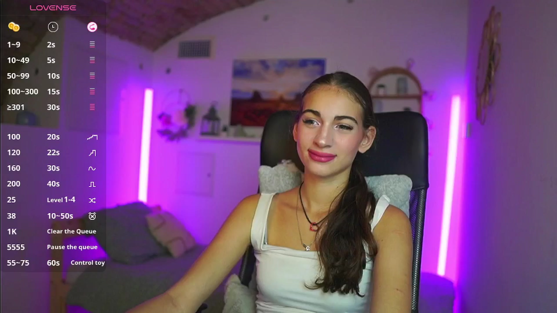 Gallery image thumbnail from Sophie__Grey's myfreecams stream on, 08/08/2025, 14:00 image 7 of 20