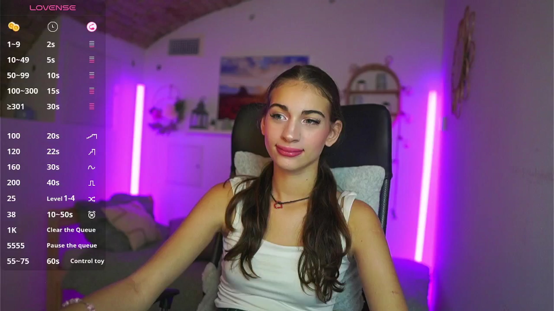 Gallery image thumbnail from Sophie__Grey's myfreecams stream on, 08/08/2025, 15:02 image 5 of 20