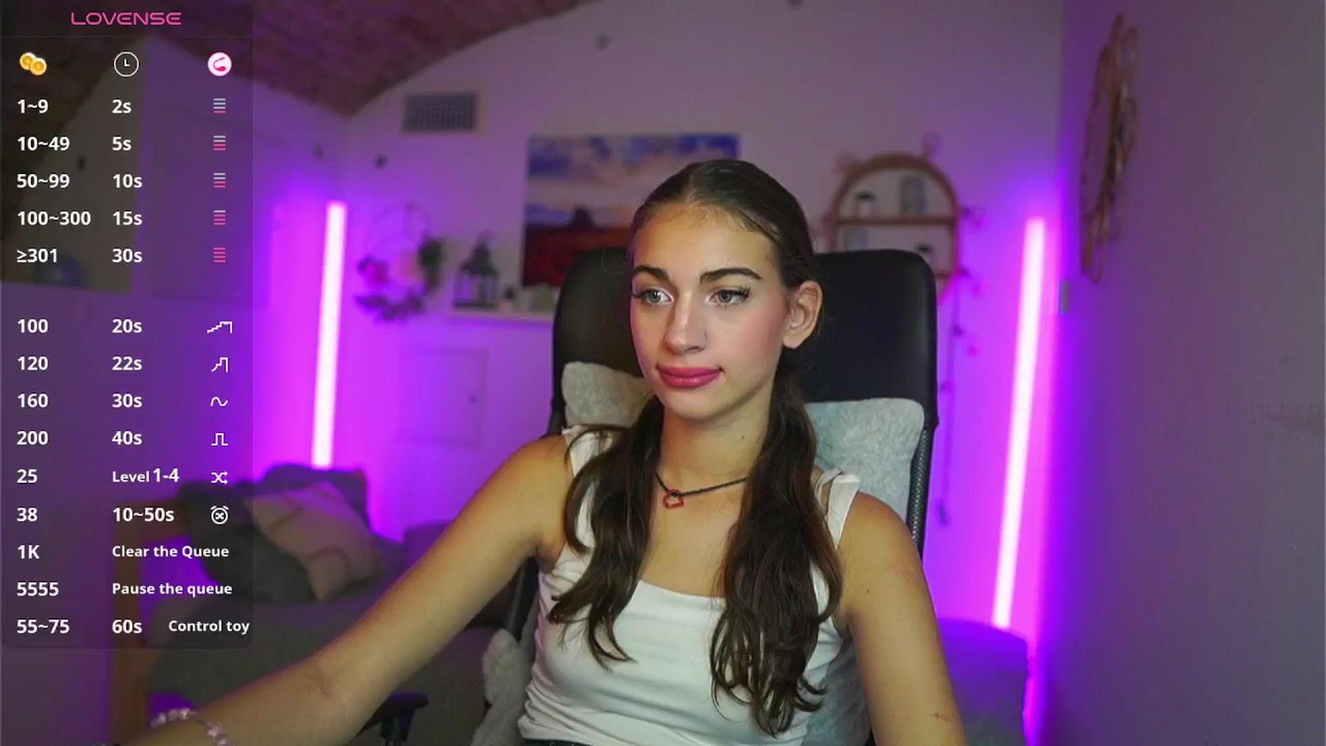 Gallery image thumbnail from Sophie__Grey's myfreecams stream on, 08/08/2025, 15:02 image 7 of 20