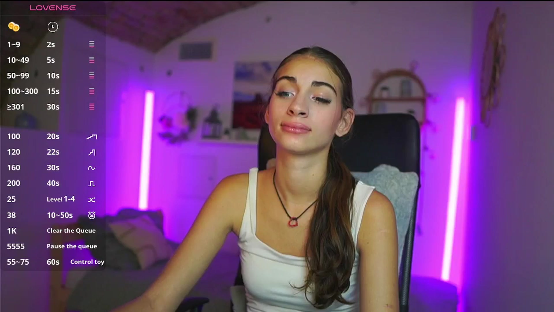Gallery image thumbnail from Sophie__Grey's myfreecams stream on, 08/08/2025, 17:53 image 13 of 20