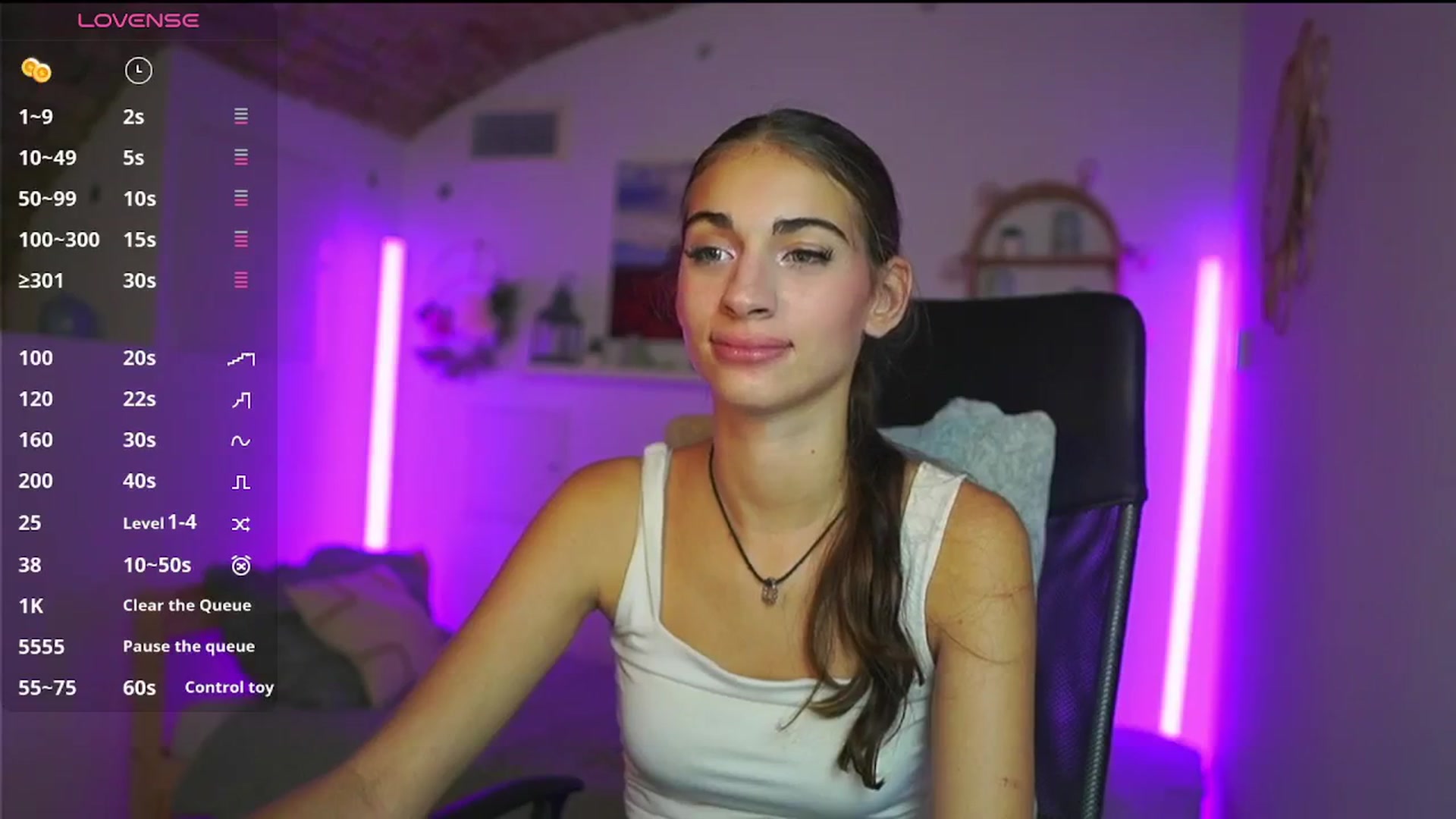 Gallery image thumbnail from Sophie__Grey's myfreecams stream on, 08/08/2025, 17:53 image 17 of 20