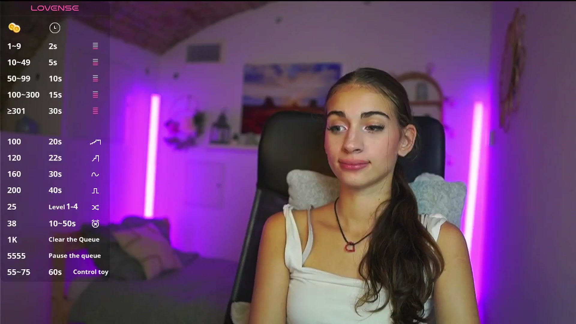 Gallery image thumbnail from Sophie__Grey's myfreecams stream on, 08/08/2025, 17:53 image 8 of 20