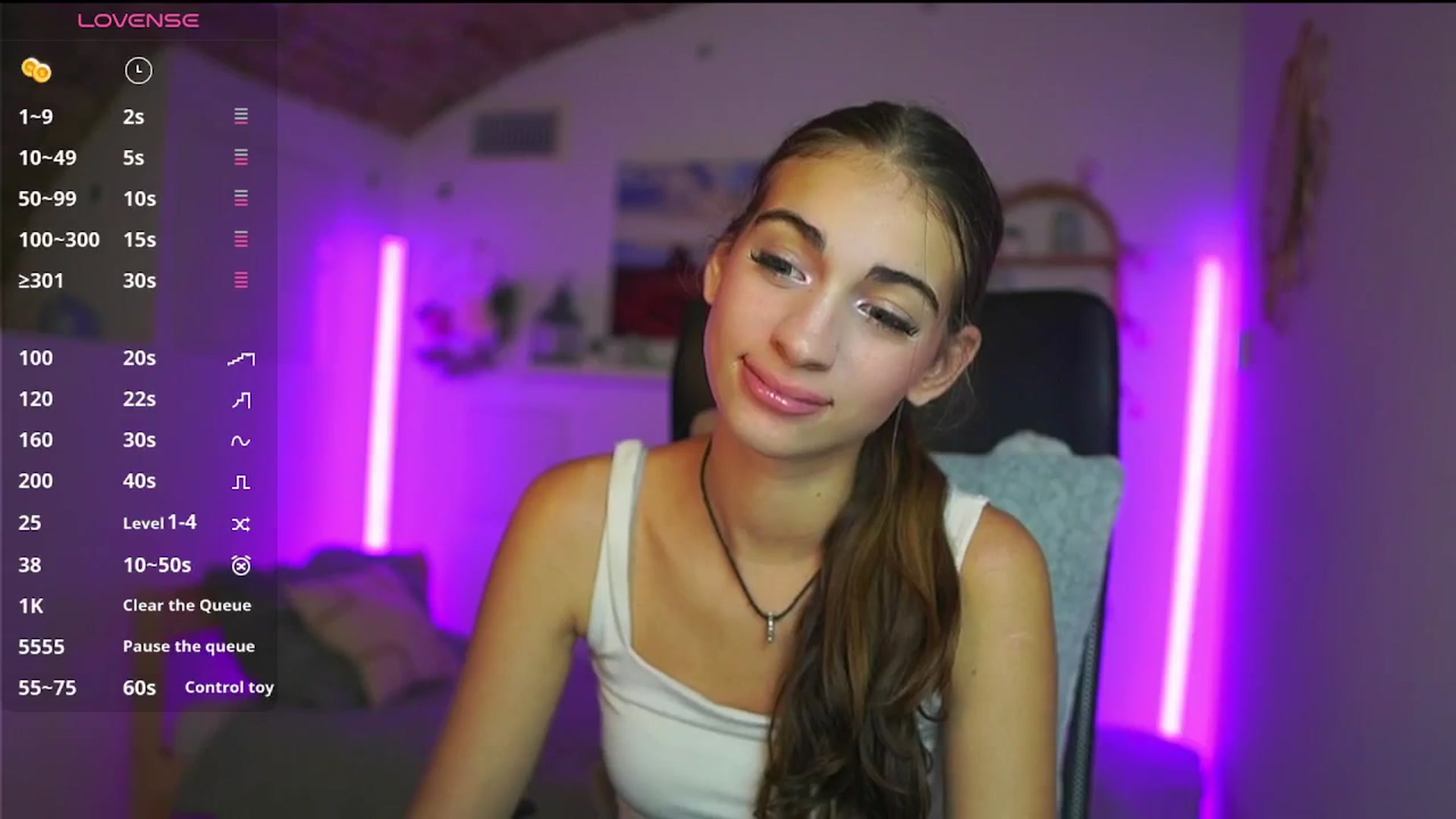 Gallery image thumbnail from Sophie__Grey's myfreecams stream on, 08/08/2025, 17:53 image 14 of 20