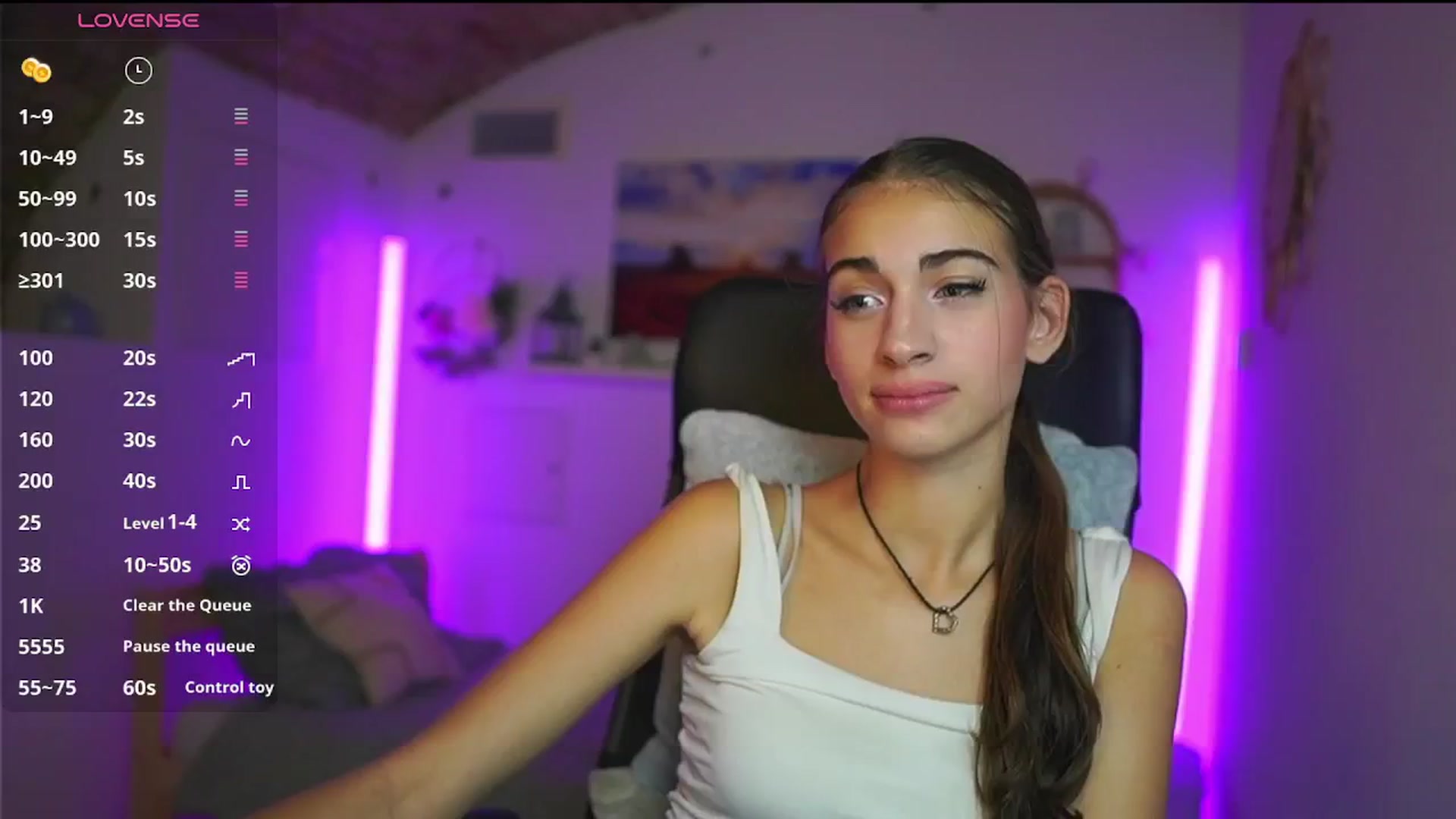 Gallery image thumbnail from Sophie__Grey's myfreecams stream on, 08/08/2025, 17:53 image 10 of 20