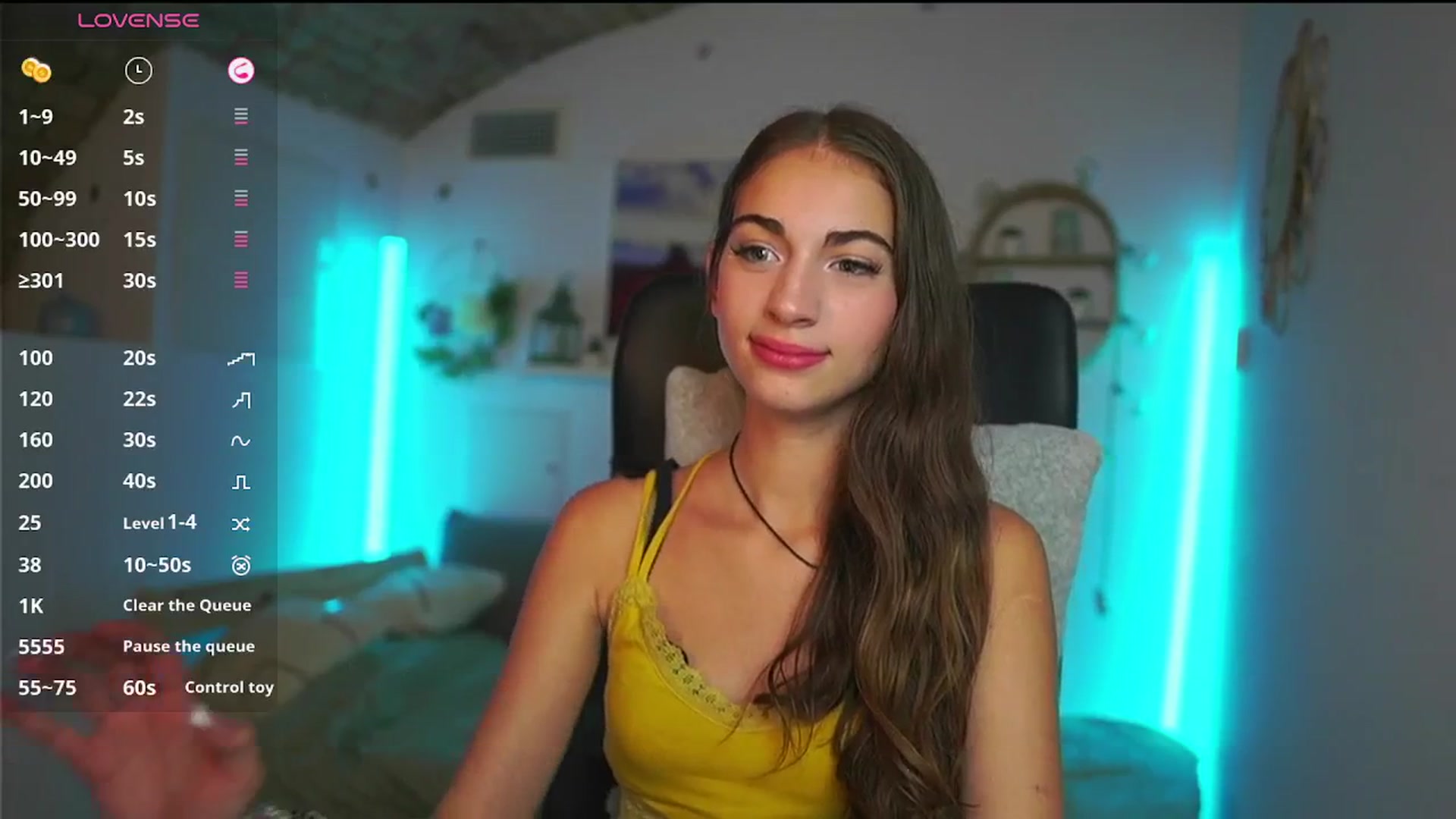 Gallery image thumbnail from Sophie__Grey's myfreecams stream on, 08/09/2025, 15:27 image 3 of 20