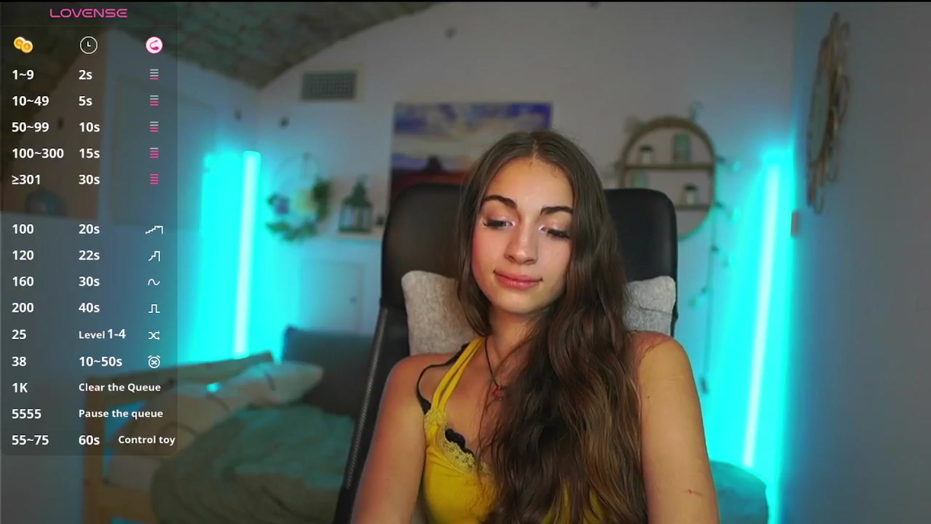 Gallery image thumbnail from Sophie__Grey's myfreecams stream on, 08/09/2025, 17:17 image 12 of 20