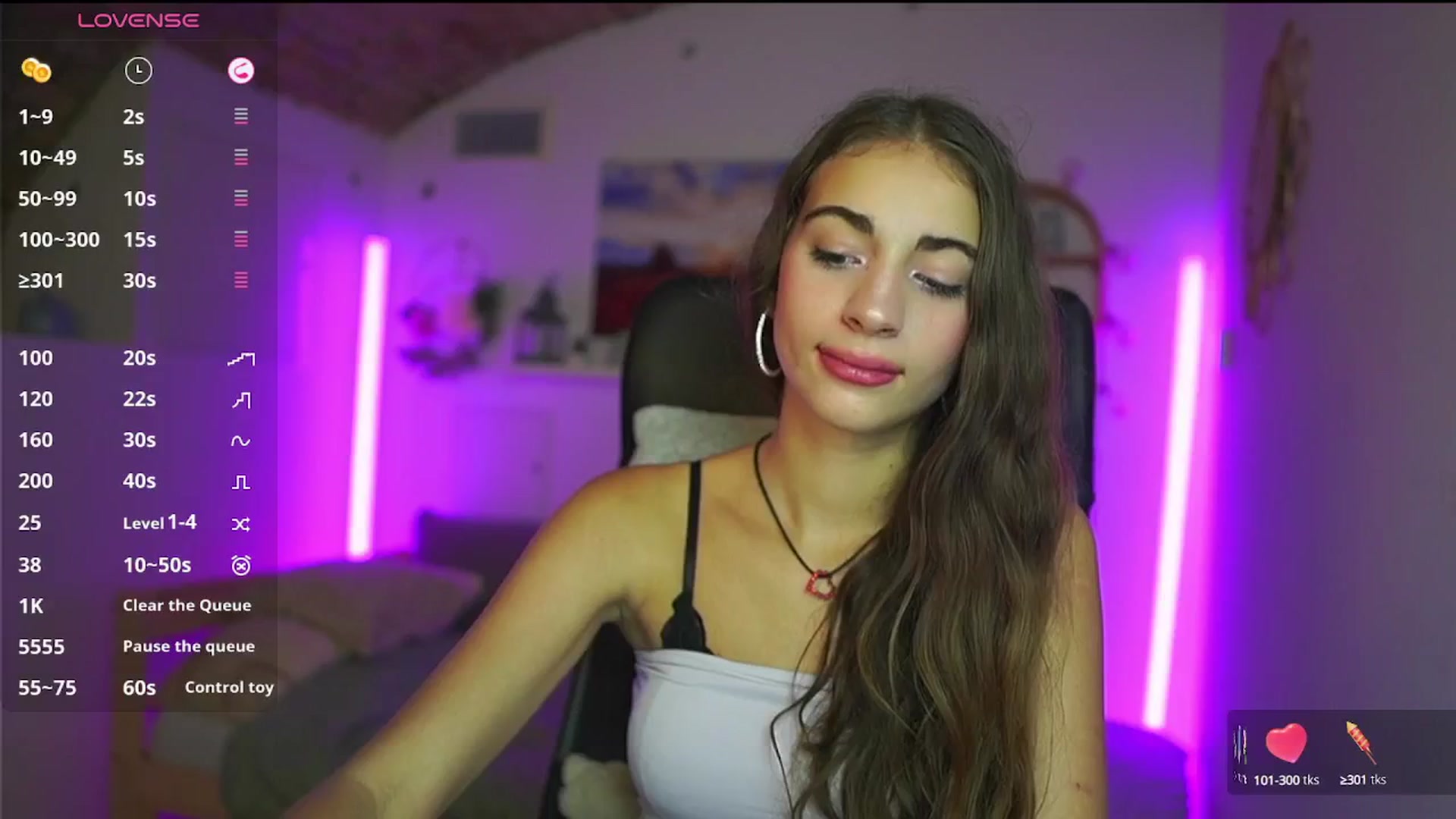 Gallery image thumbnail from Sophie__Grey's myfreecams stream on, 08/10/2025, 15:21 image 11 of 20