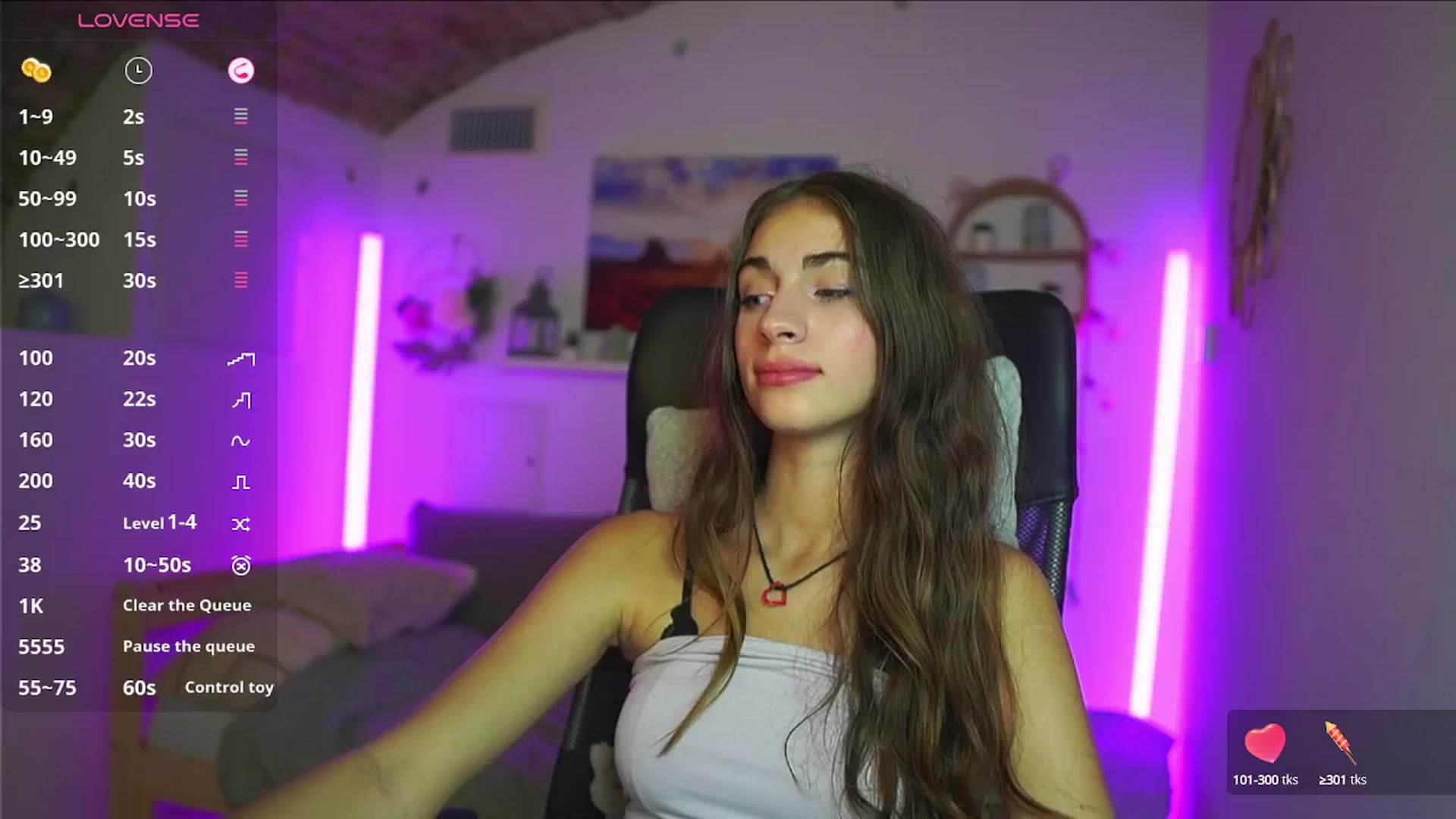 Gallery image thumbnail from Sophie__Grey's myfreecams stream on, 08/10/2025, 16:44 image 7 of 20