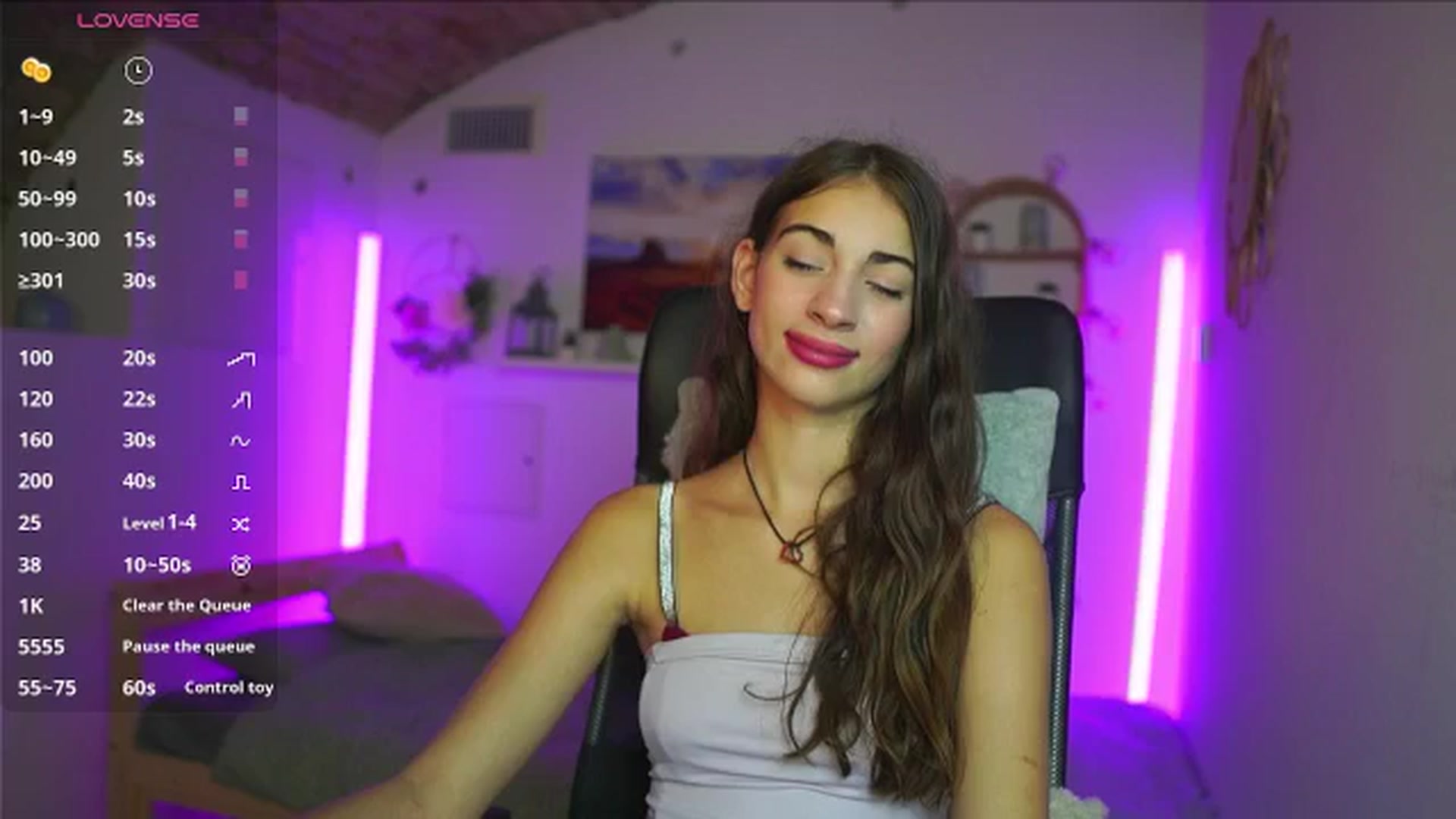 Gallery image thumbnail from Sophie__Grey's myfreecams stream on, 08/14/2025, 14:33 image 11 of 20