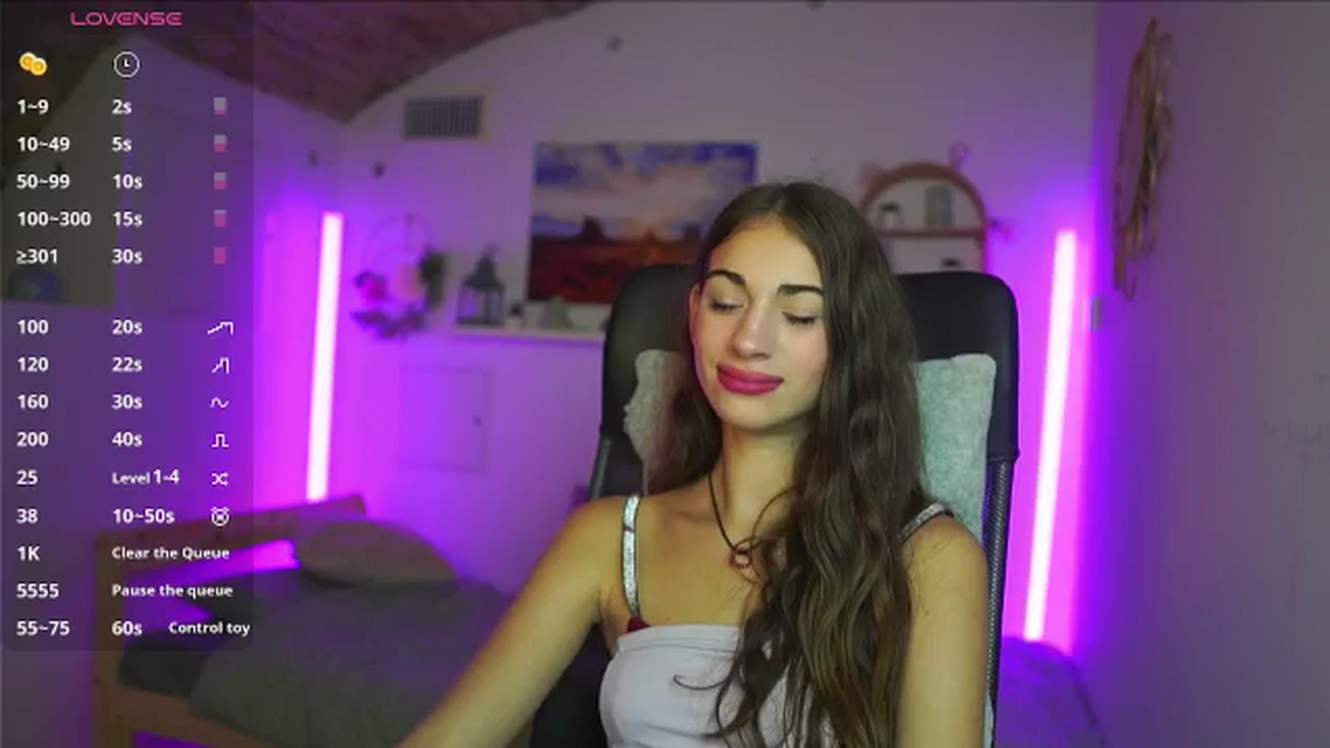 Gallery image thumbnail from Sophie__Grey's myfreecams stream on, 08/14/2025, 14:33 image 14 of 20